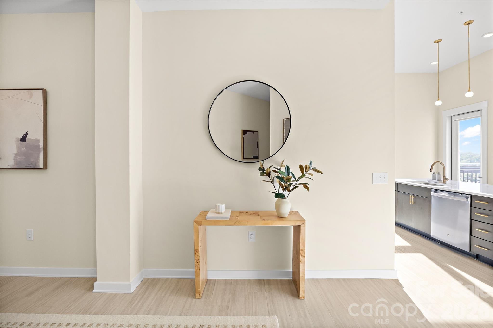 3630 N Davidson Street Unit: 4407