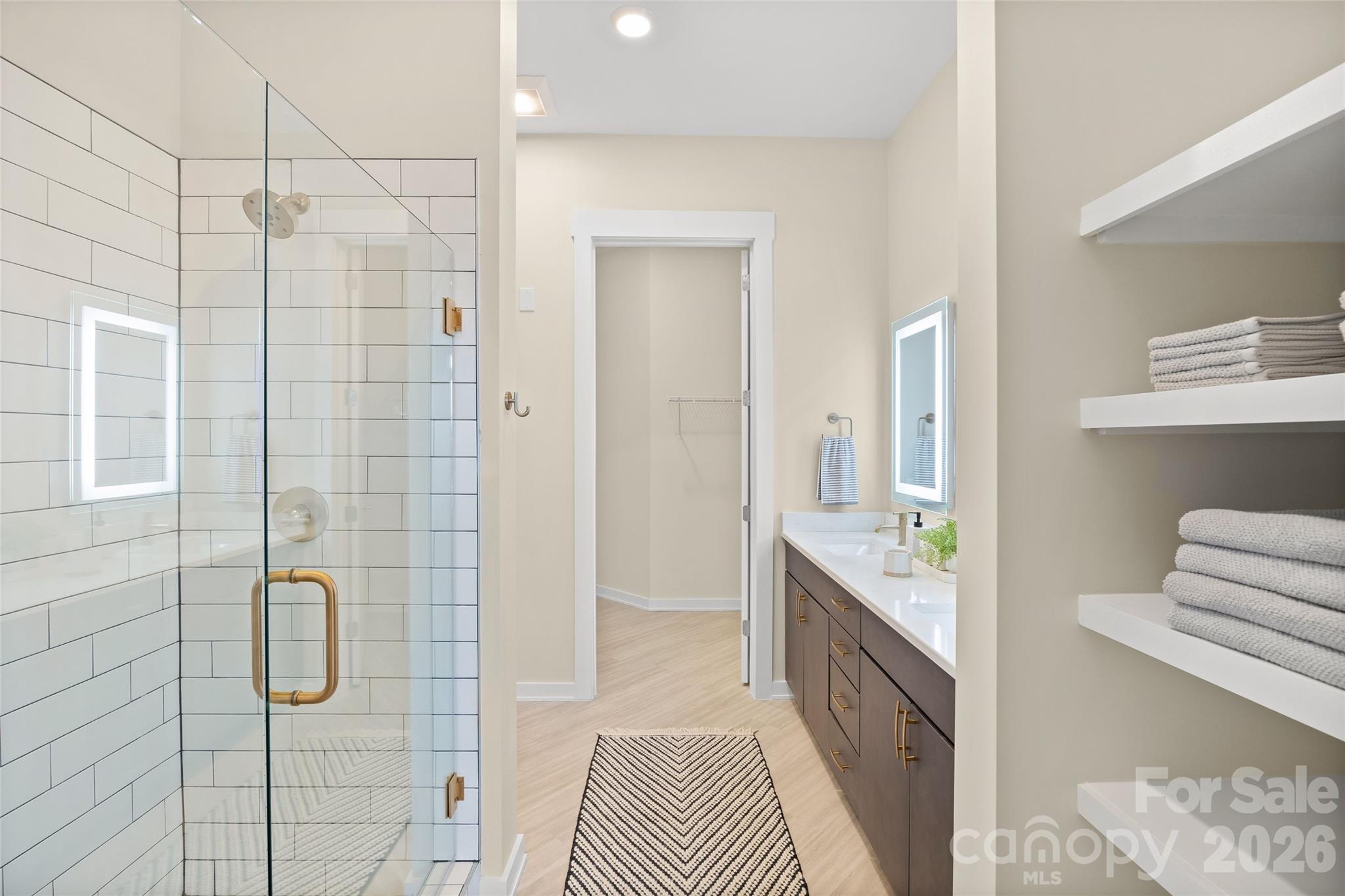 3630 N Davidson Street Unit: 4407