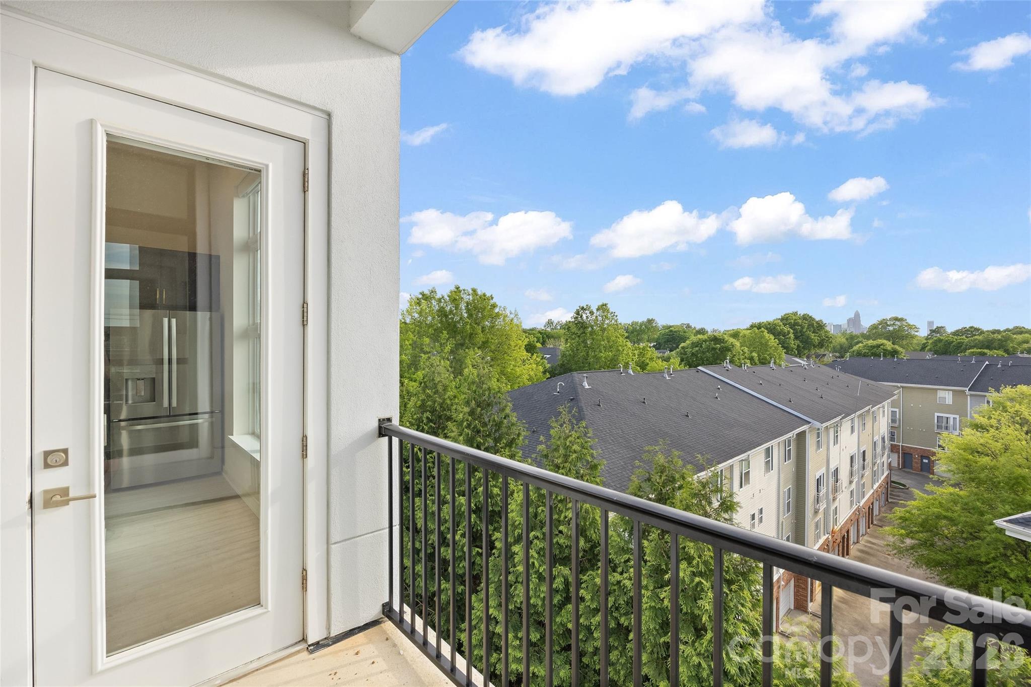 3630 N Davidson Street Unit: 4407