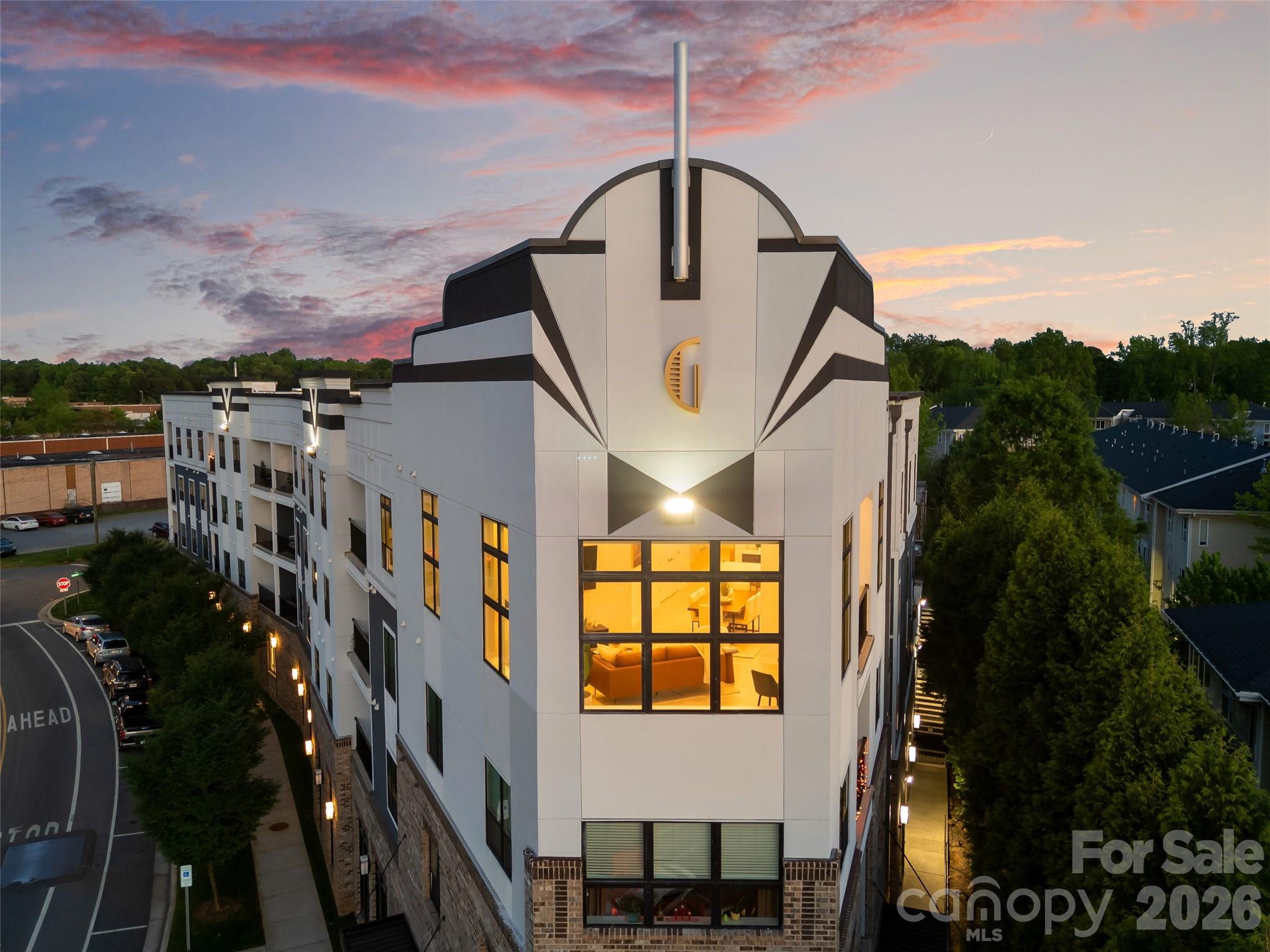 3630 N Davidson Street Unit: 4407