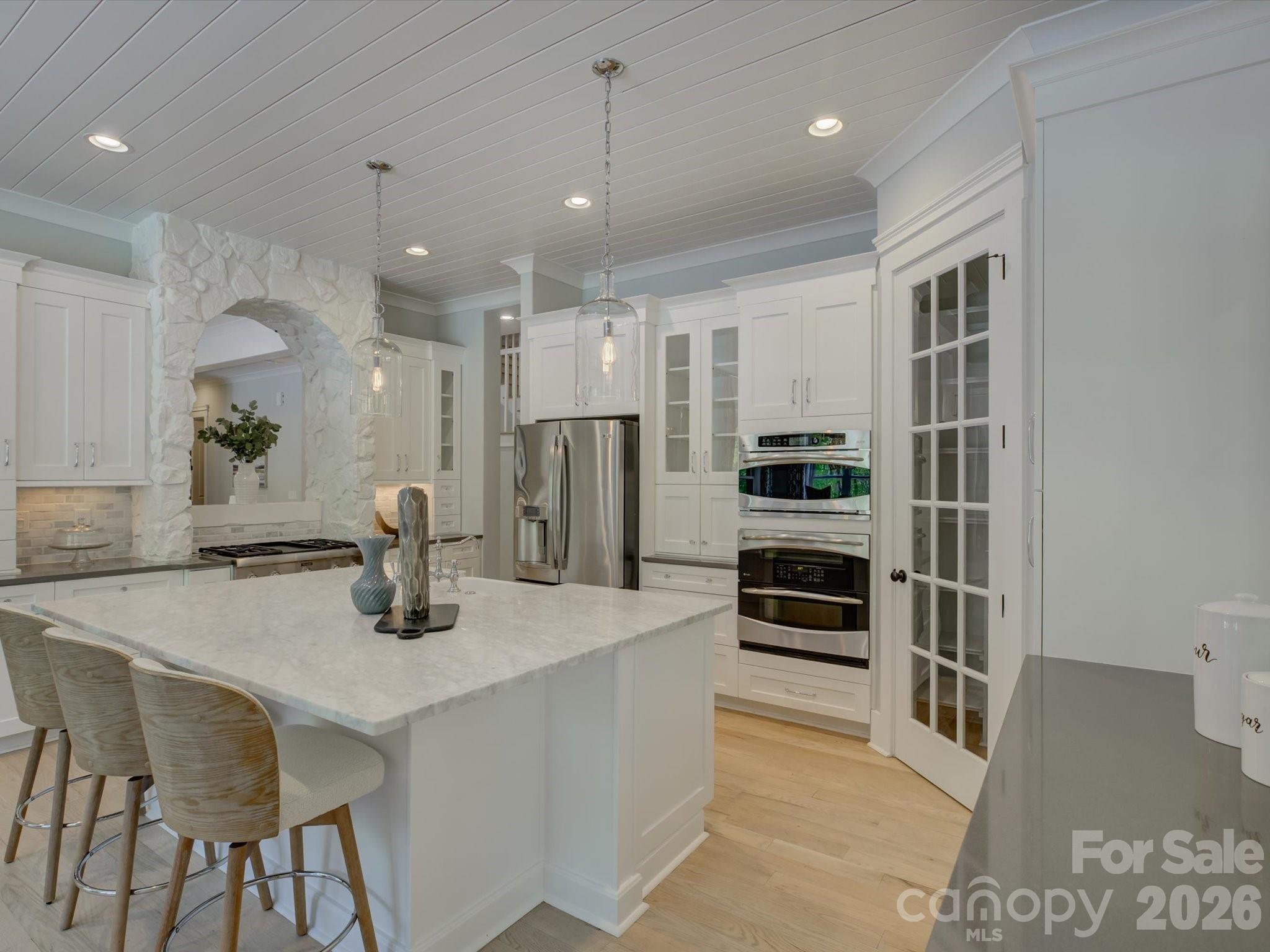 4062 Country Overlook Drive