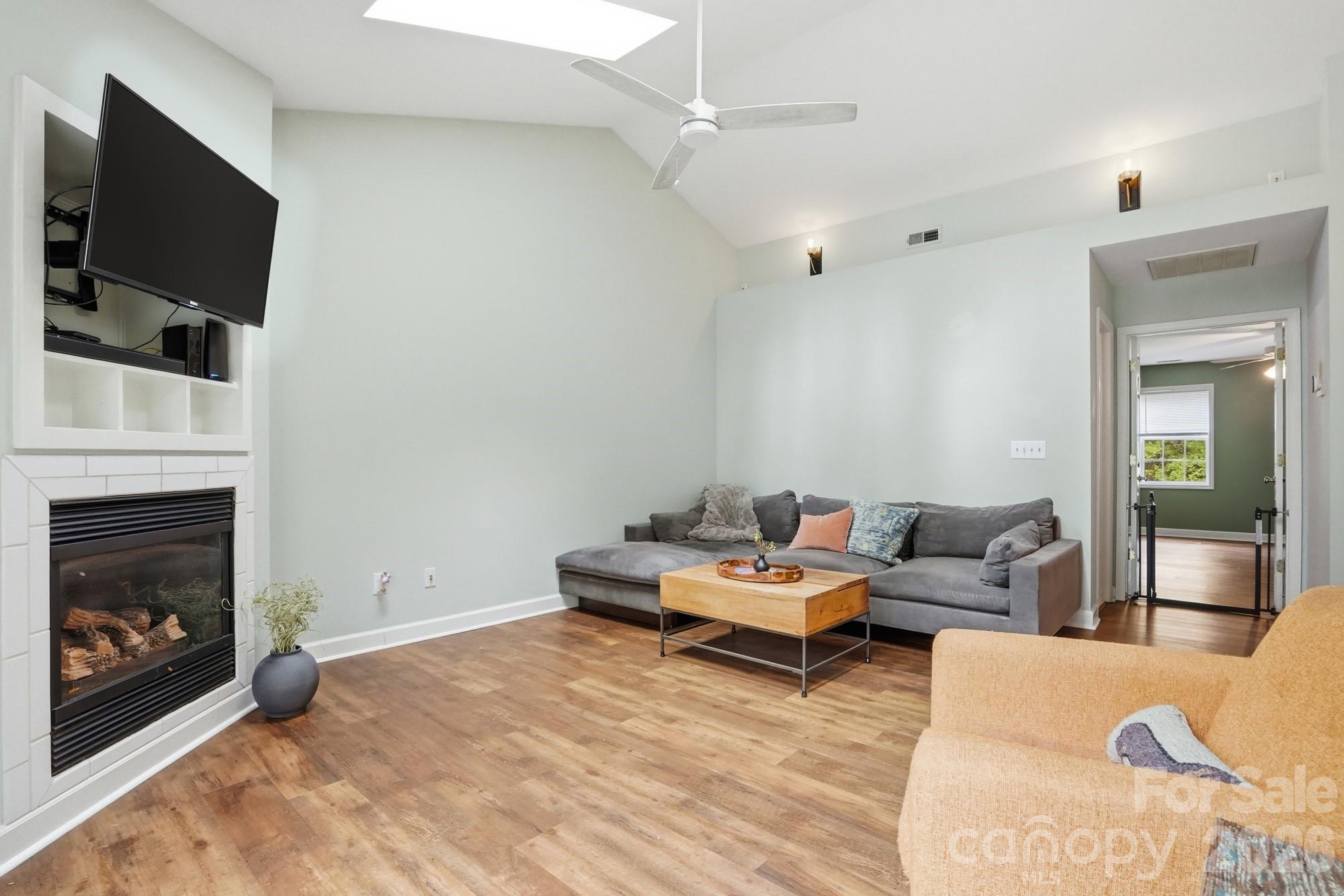 9026 Saint Pierre Lane