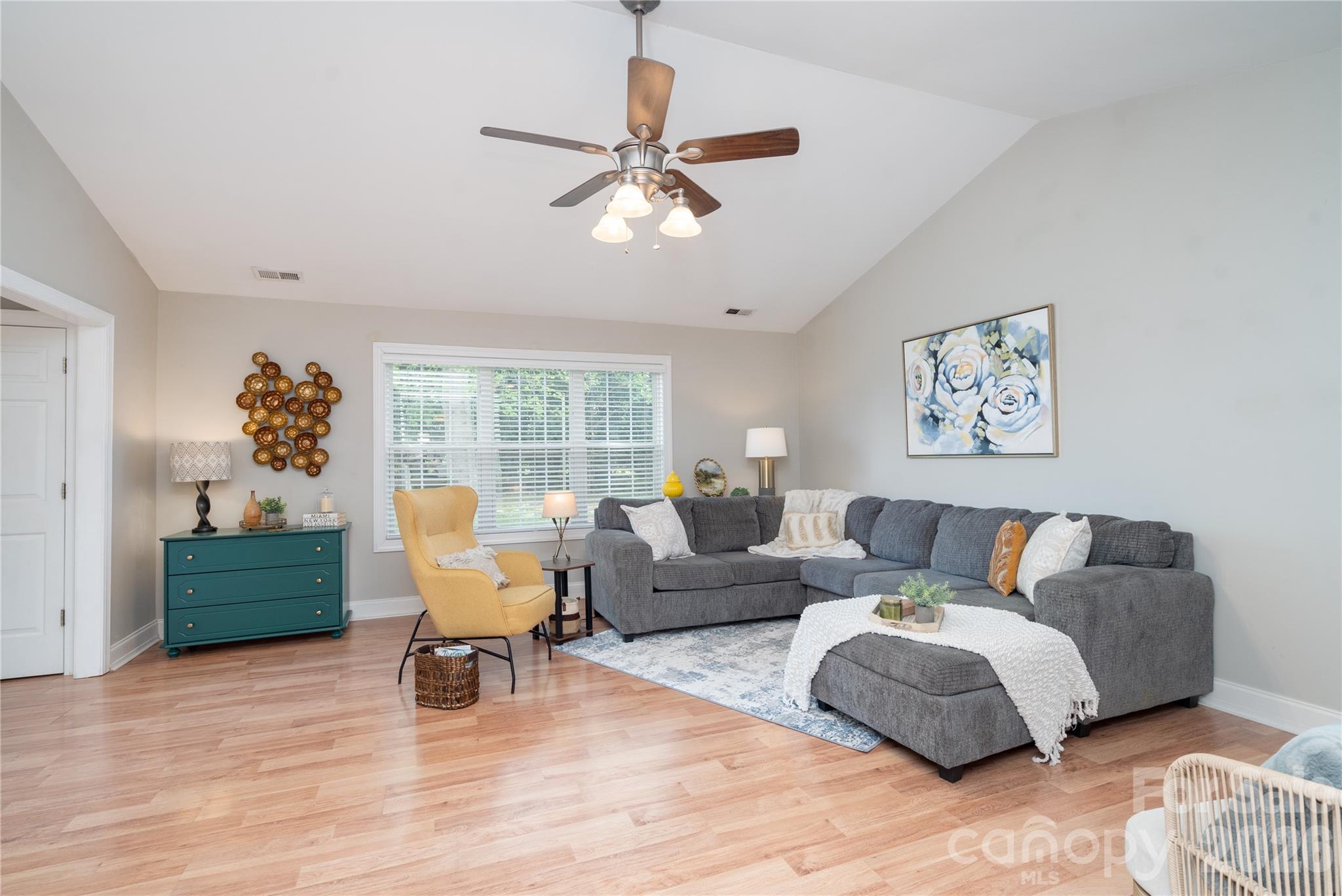 3423 Continental Drive