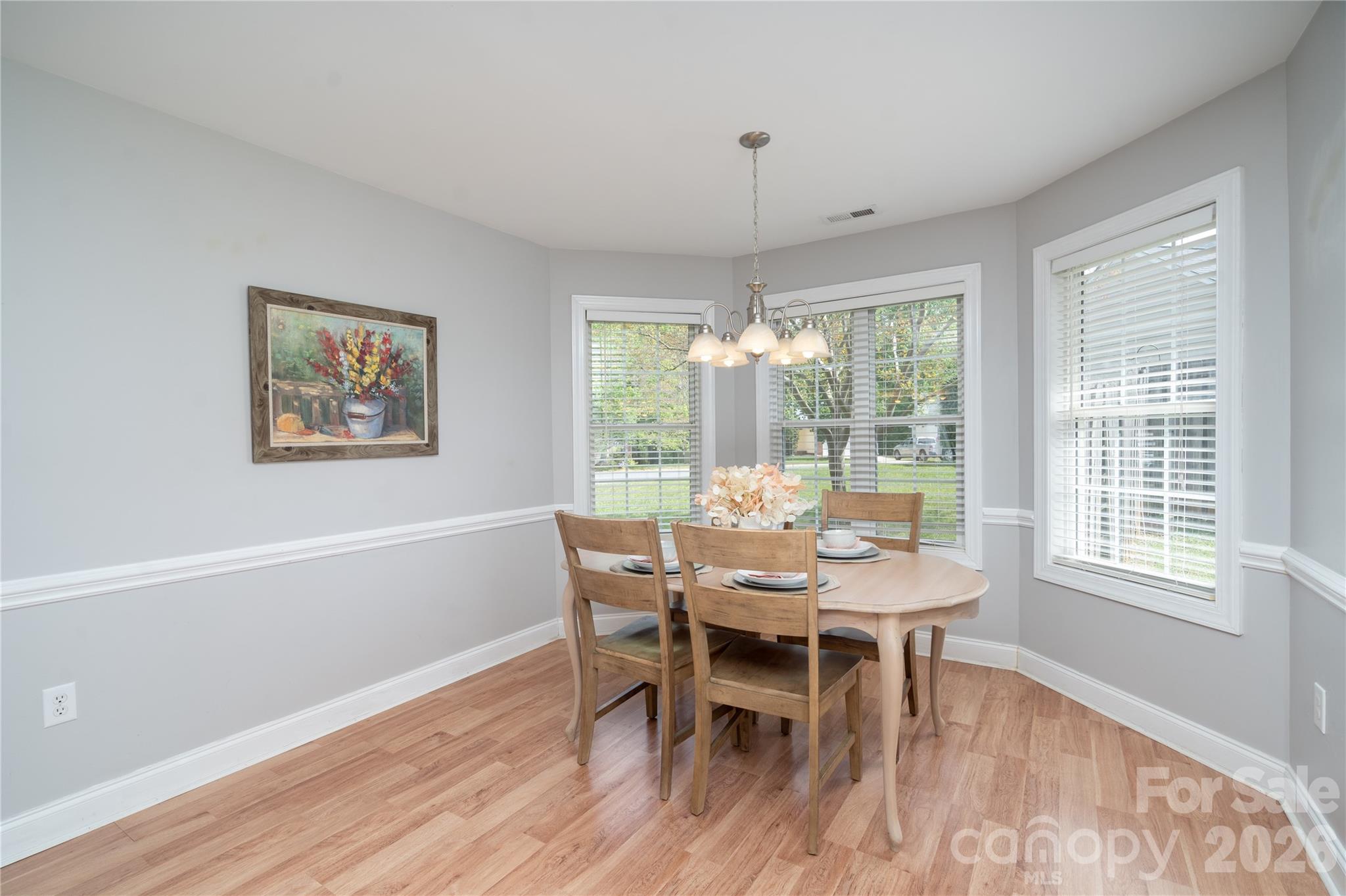 3423 Continental Drive