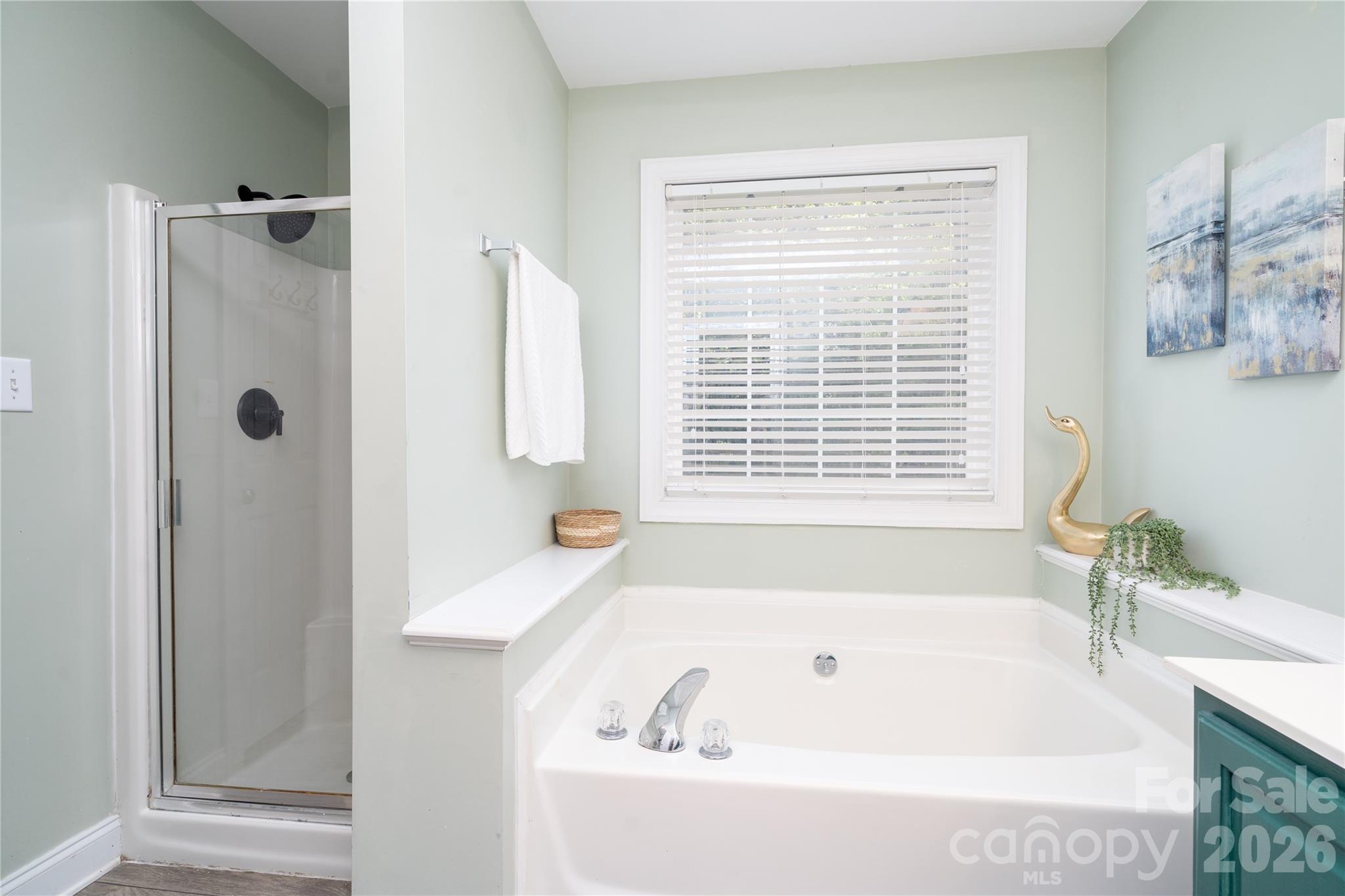 3423 Continental Drive