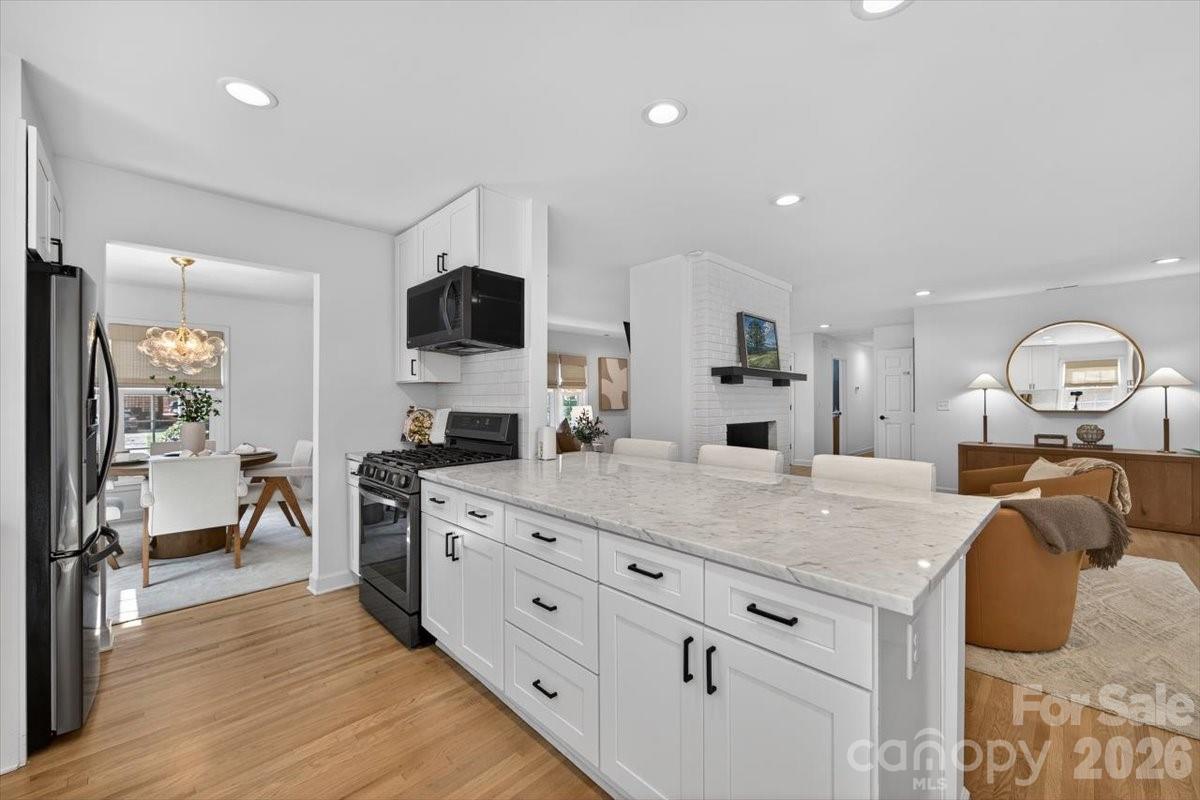 3817 Flowerfield Road