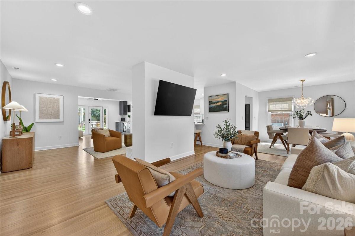 3817 Flowerfield Road