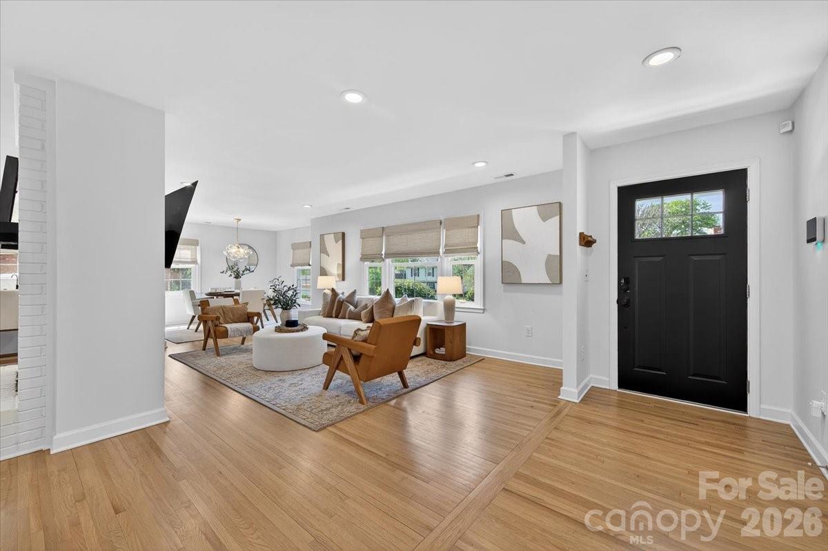 3817 Flowerfield Road