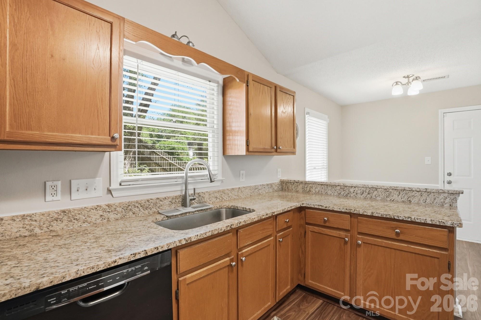 1539 Bear Mountain Road