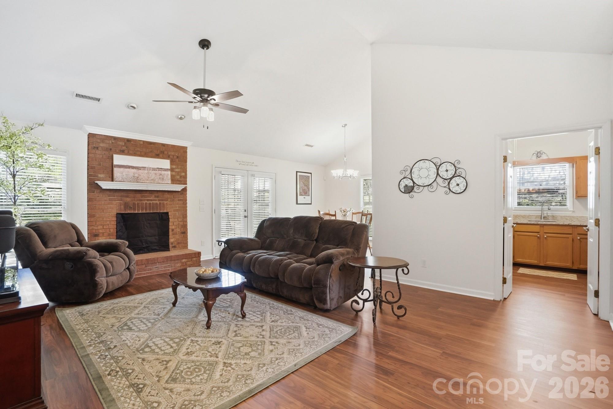 1539 Bear Mountain Road