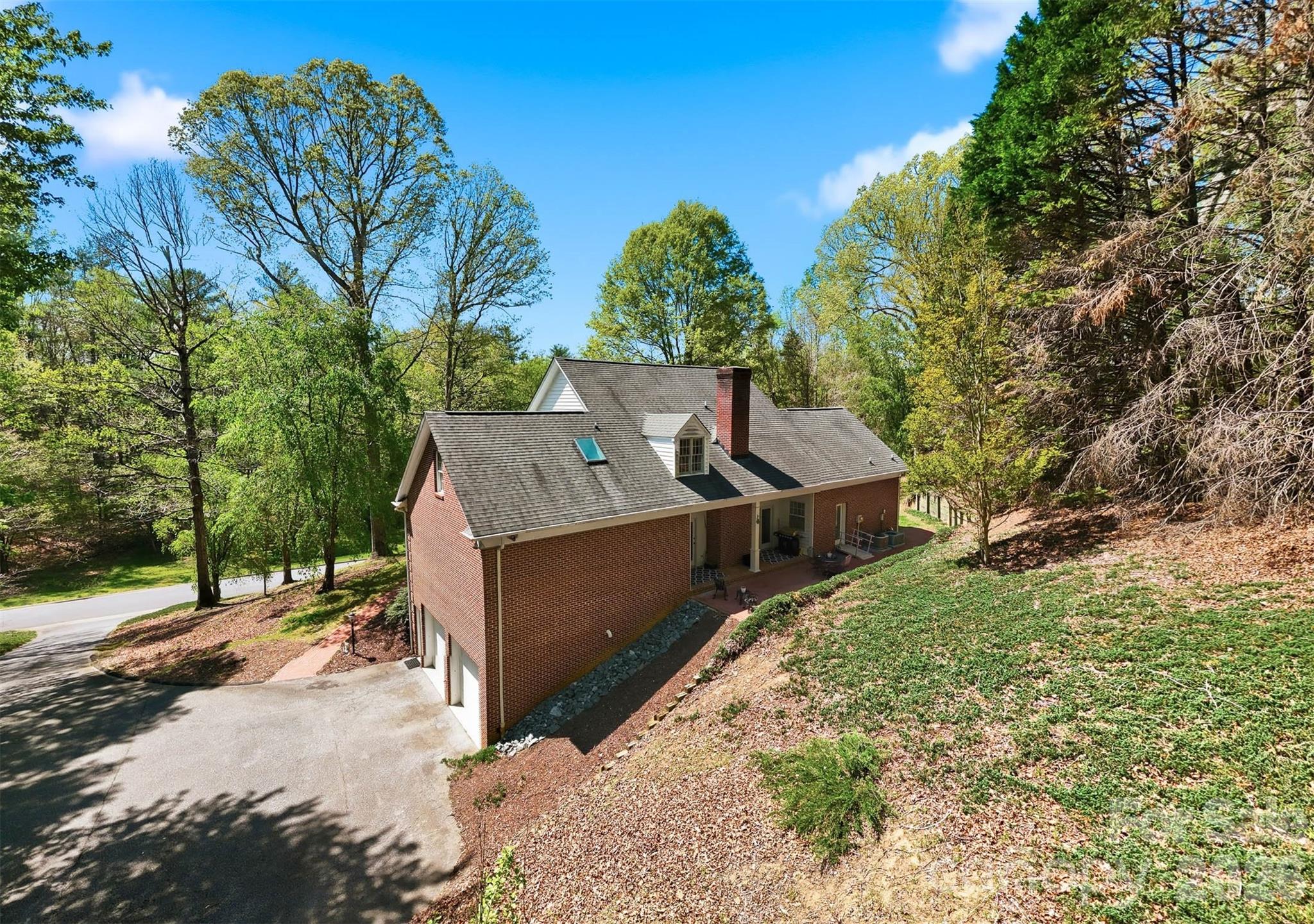 401 Stonecroft Drive