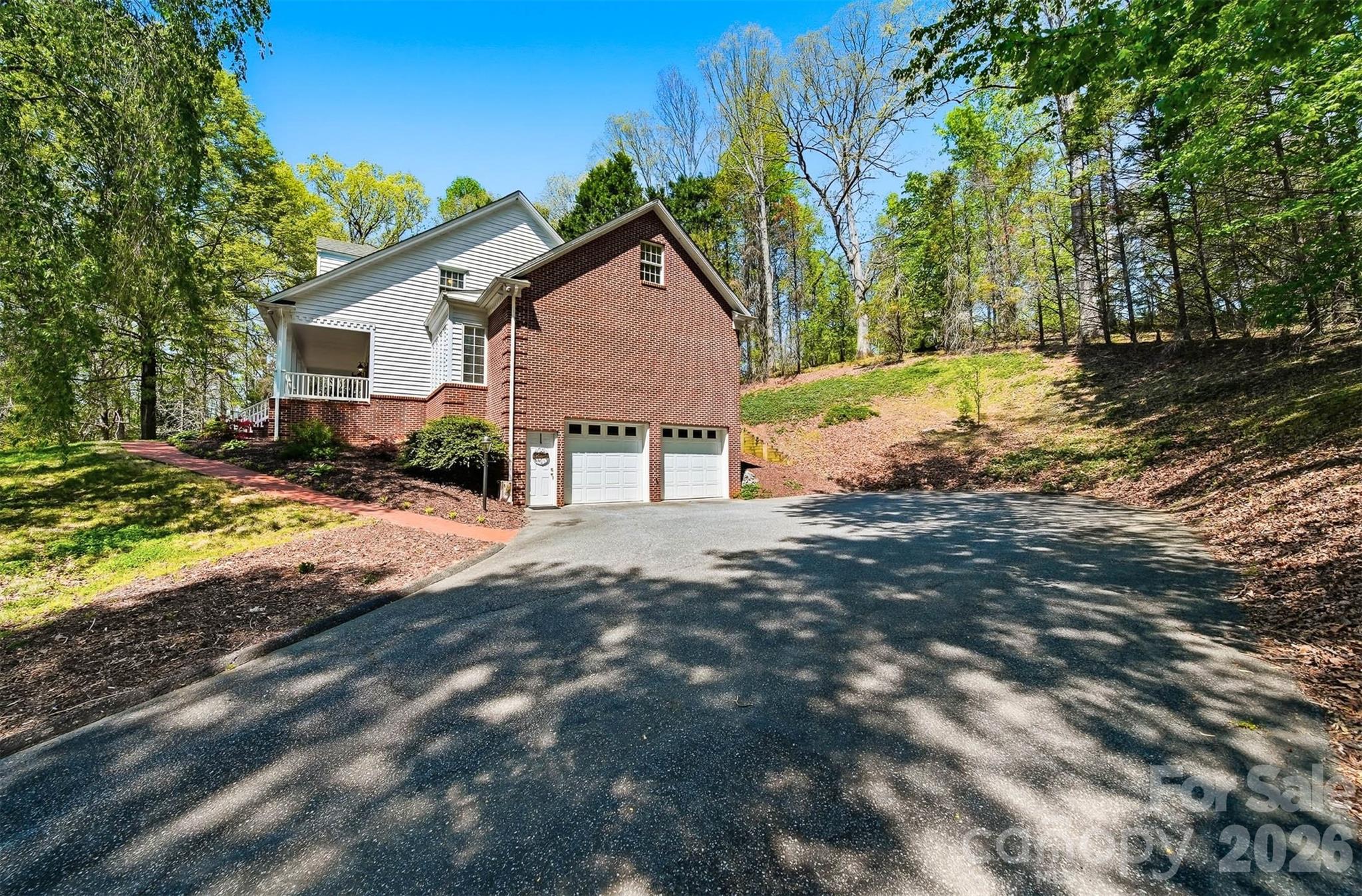 401 Stonecroft Drive