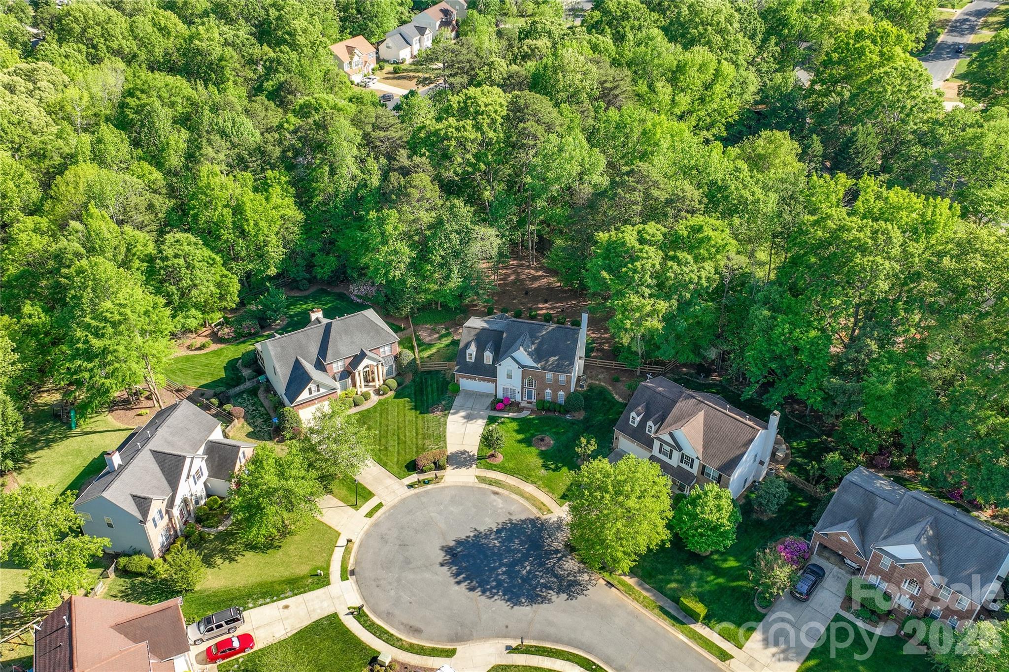 936 Timber Knoll Drive