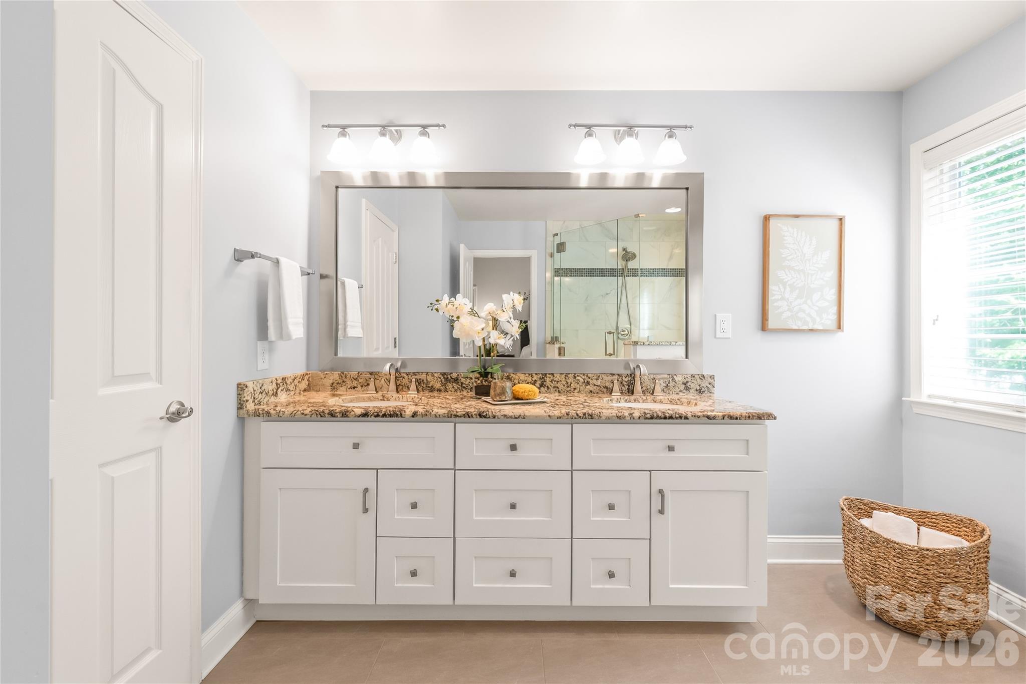 936 Timber Knoll Drive