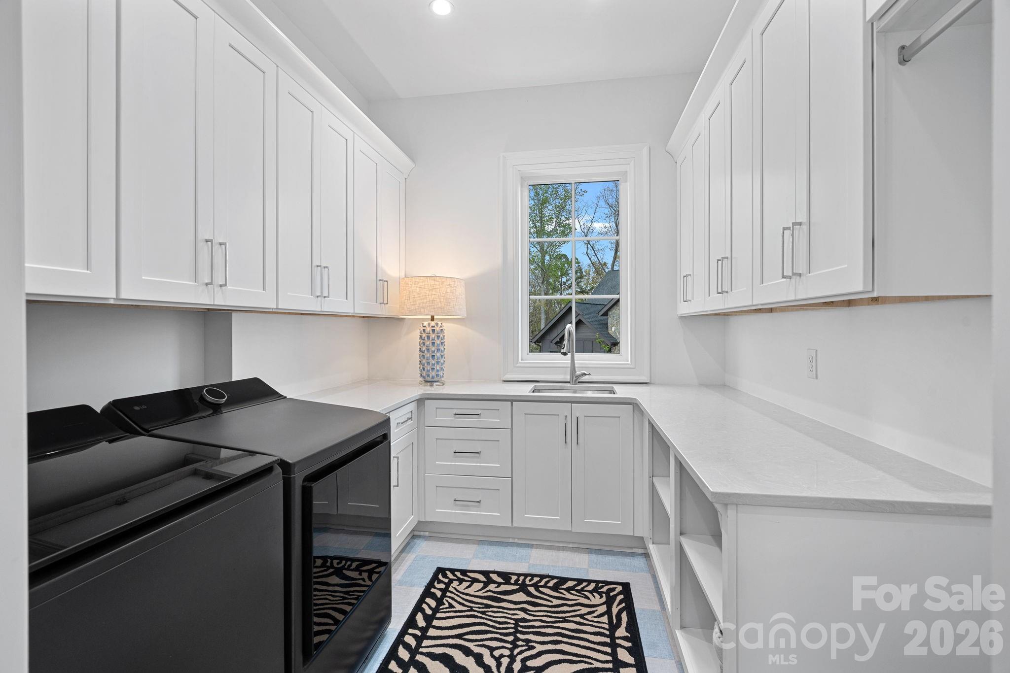 5907 Kiowa Road