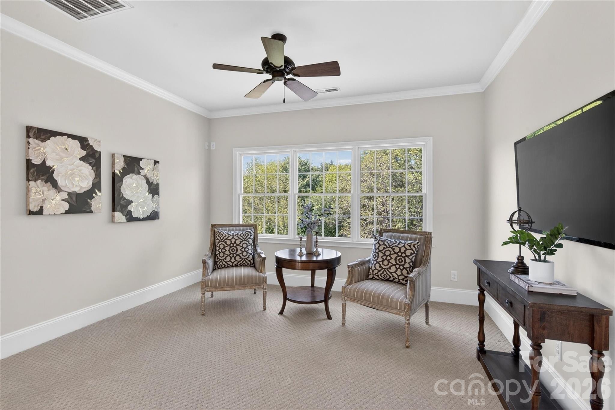 804 Wandering Way Drive