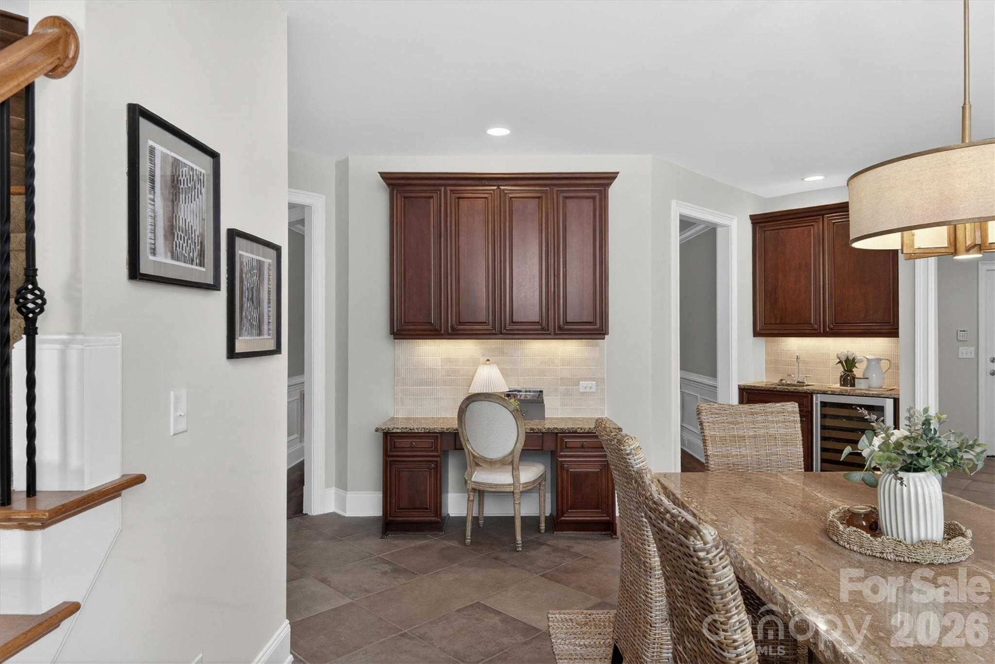 804 Wandering Way Drive