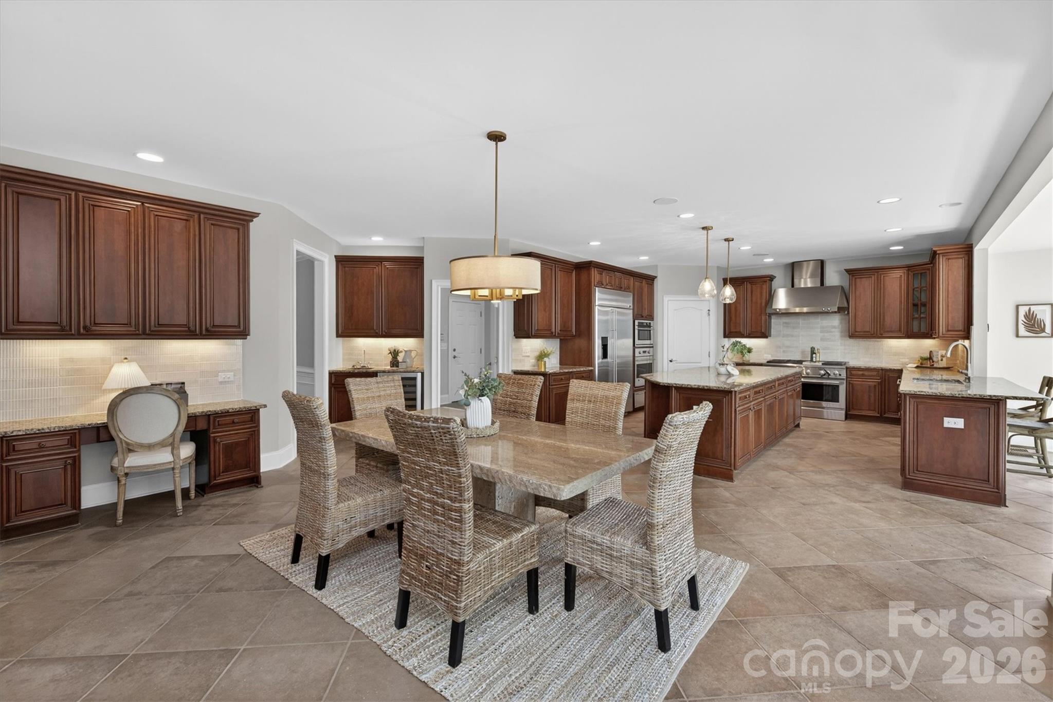 804 Wandering Way Drive