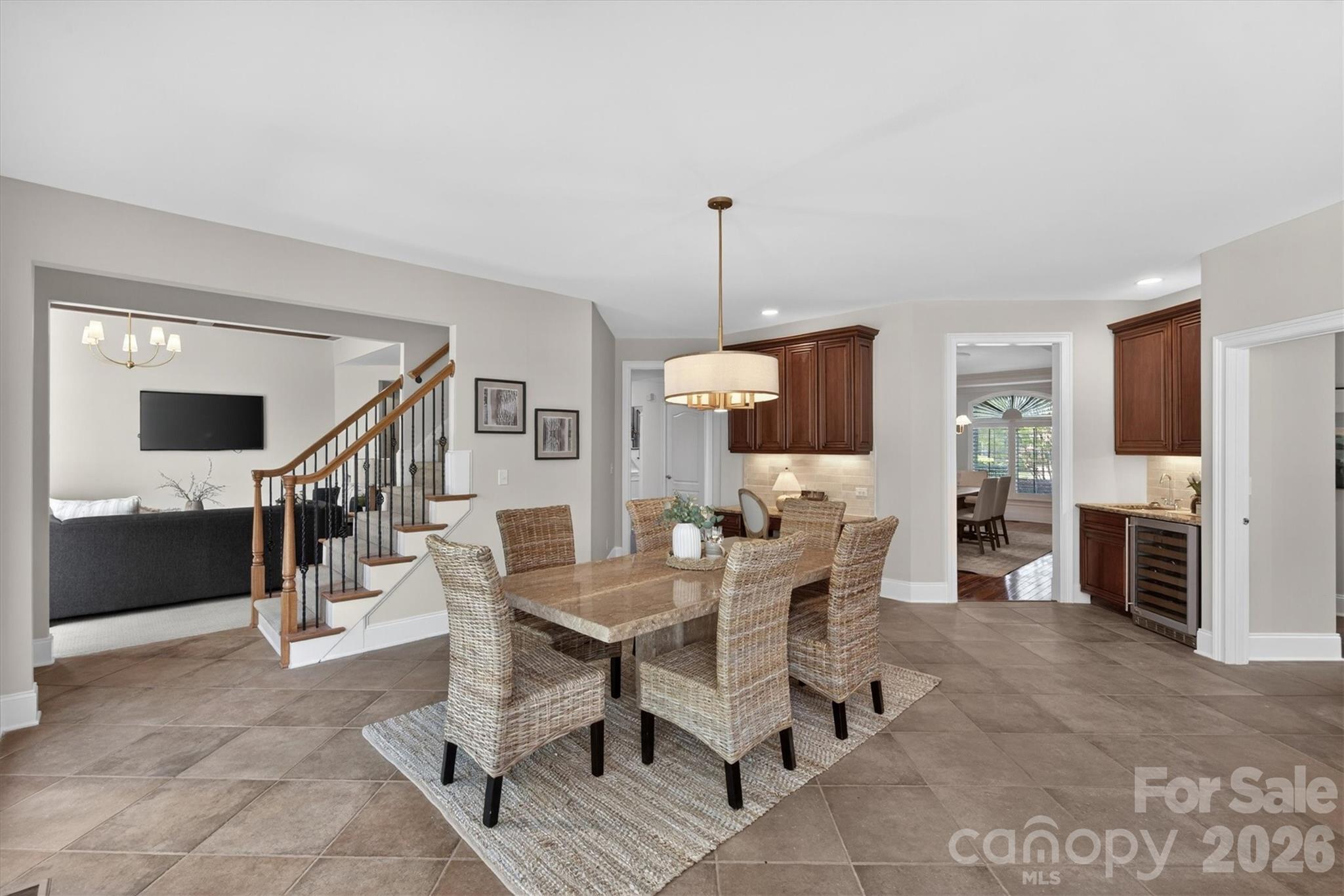 804 Wandering Way Drive