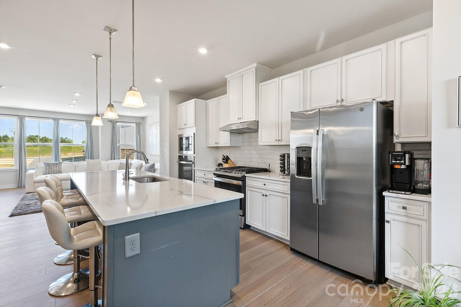 9866 Oaklawn Boulevard NW