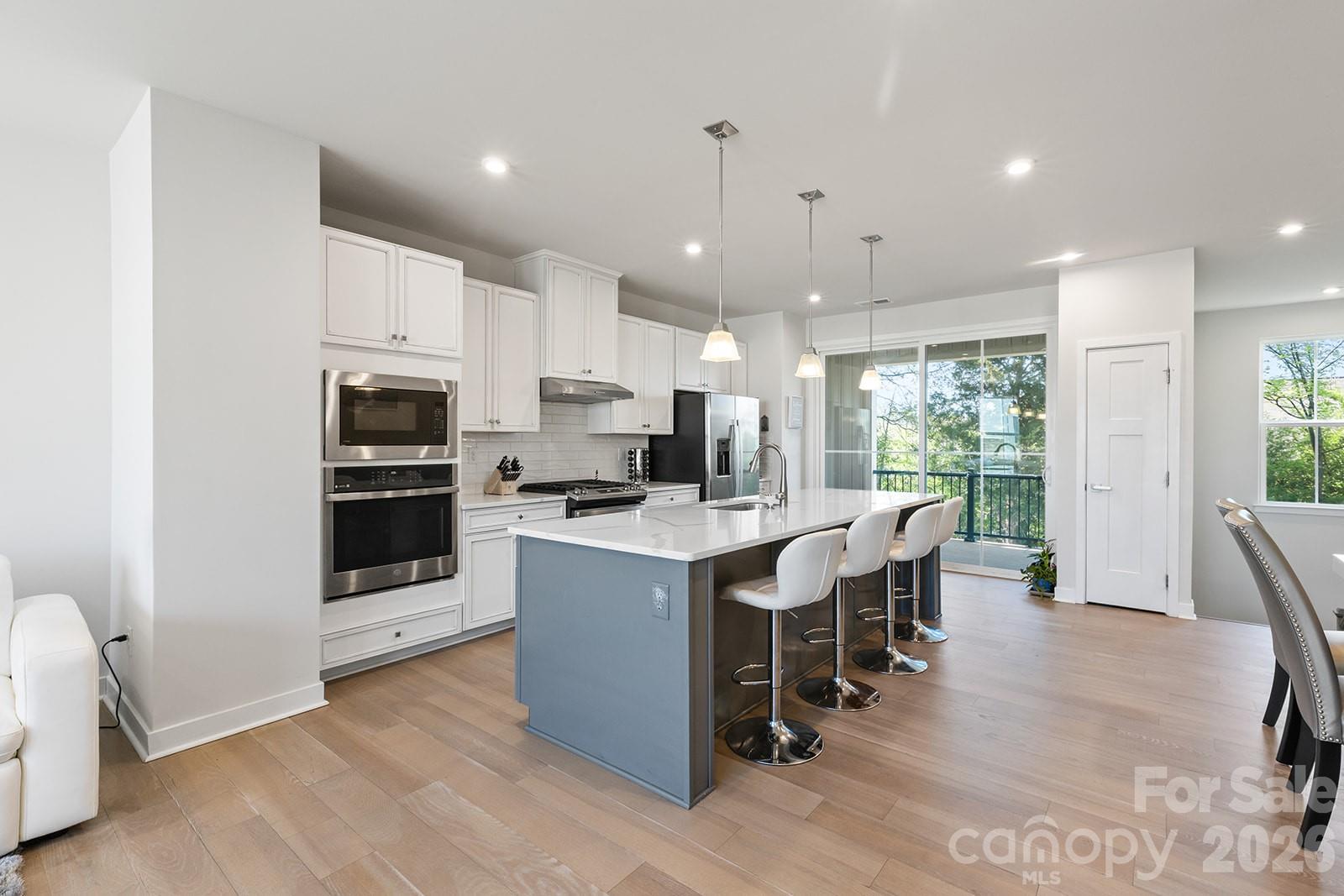 9866 Oaklawn Boulevard NW