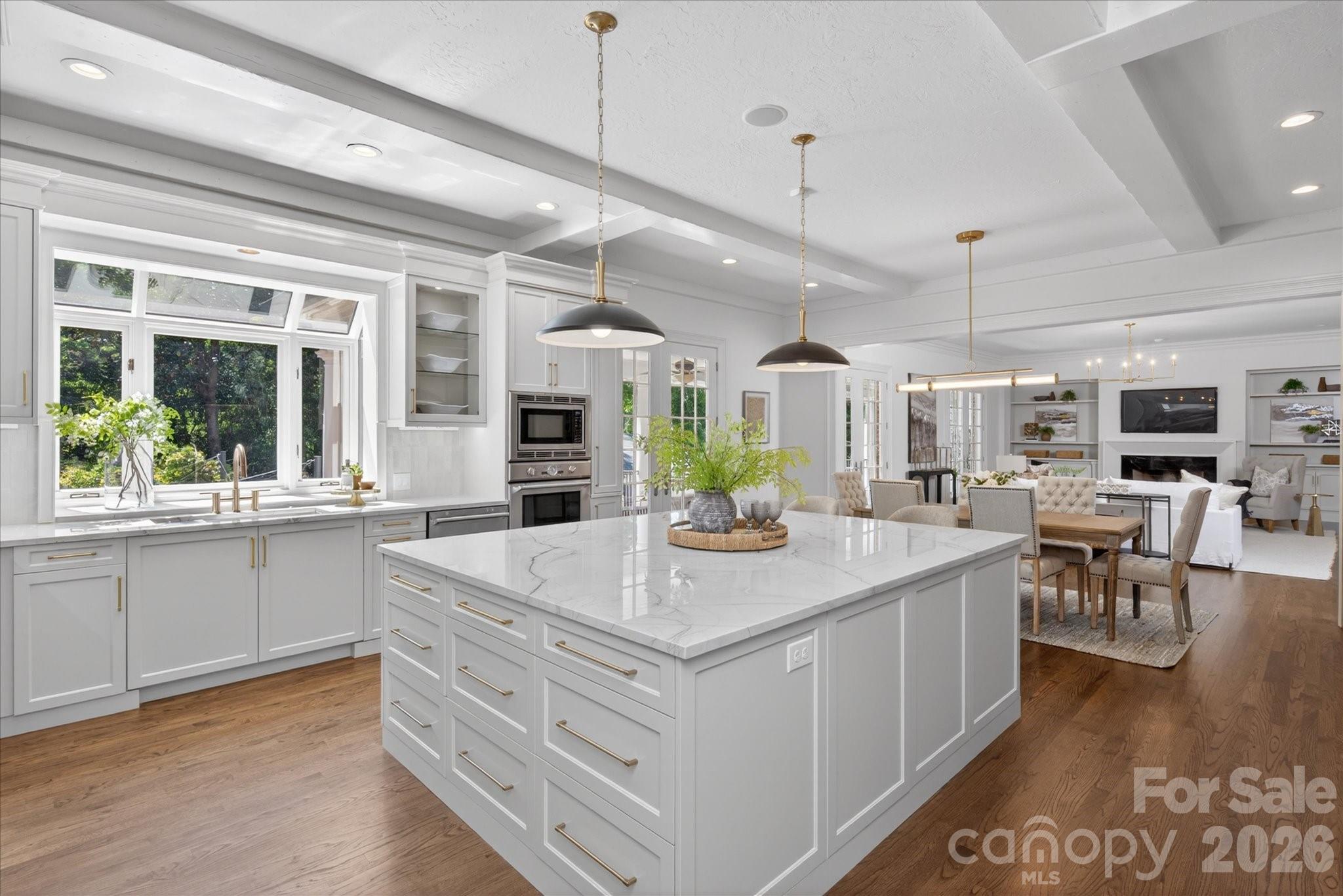 3314 Leamington Lane