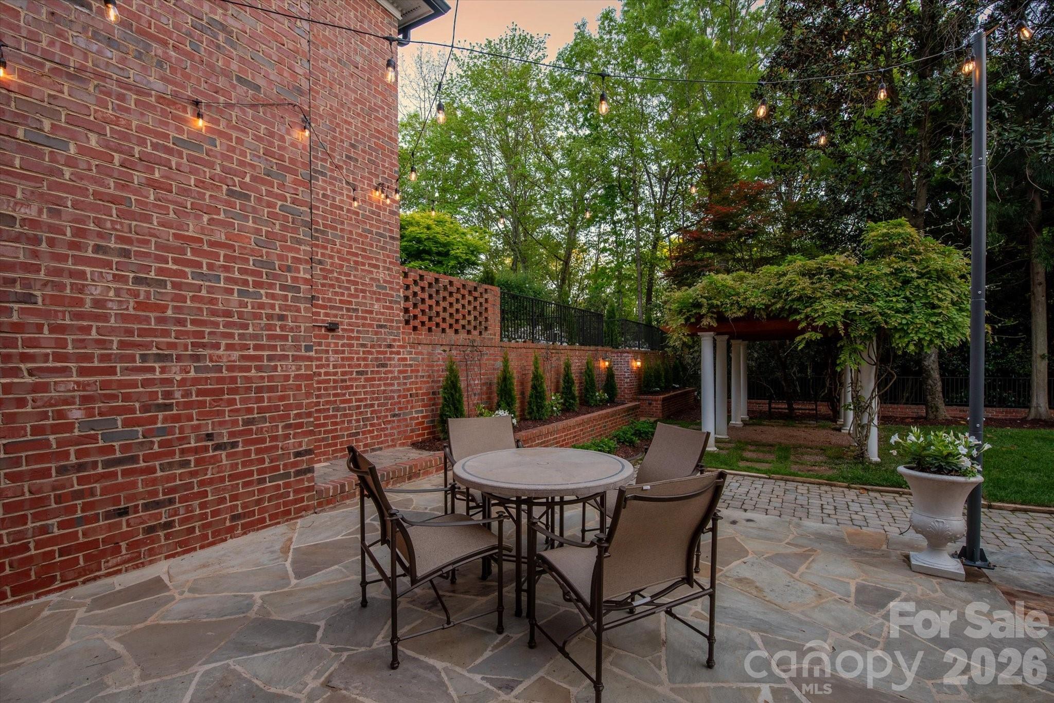 3314 Leamington Lane