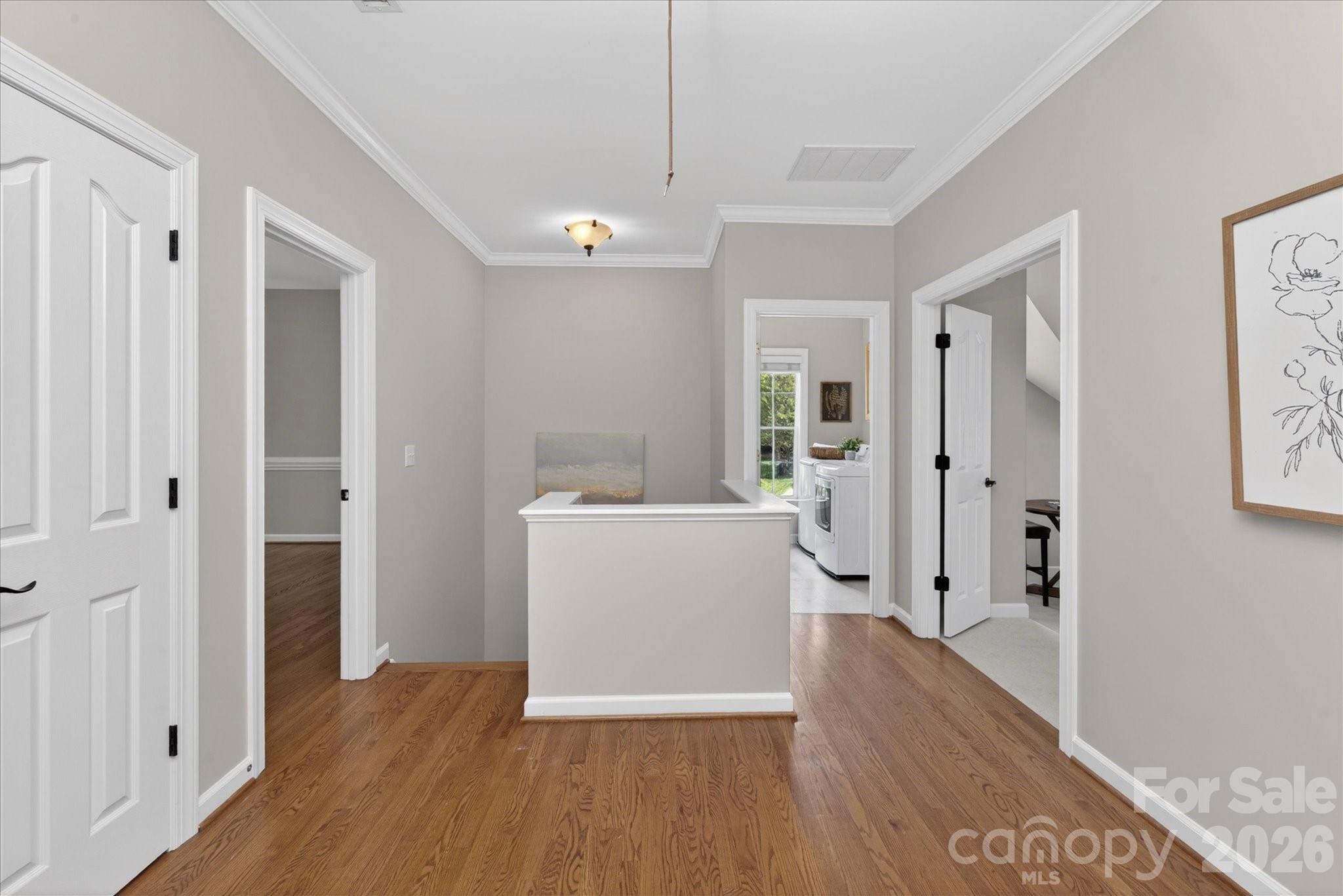 8700 Edgewater Court