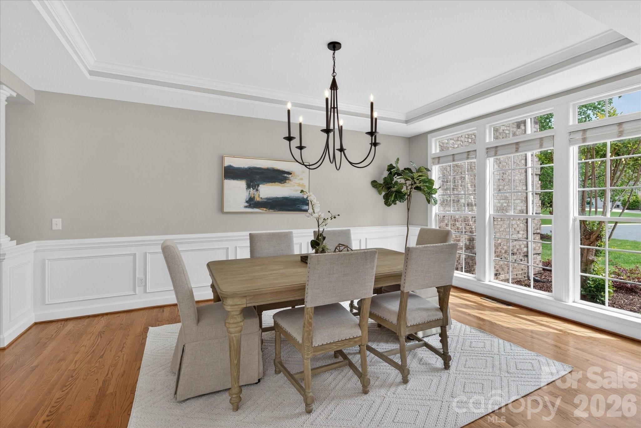 8700 Edgewater Court