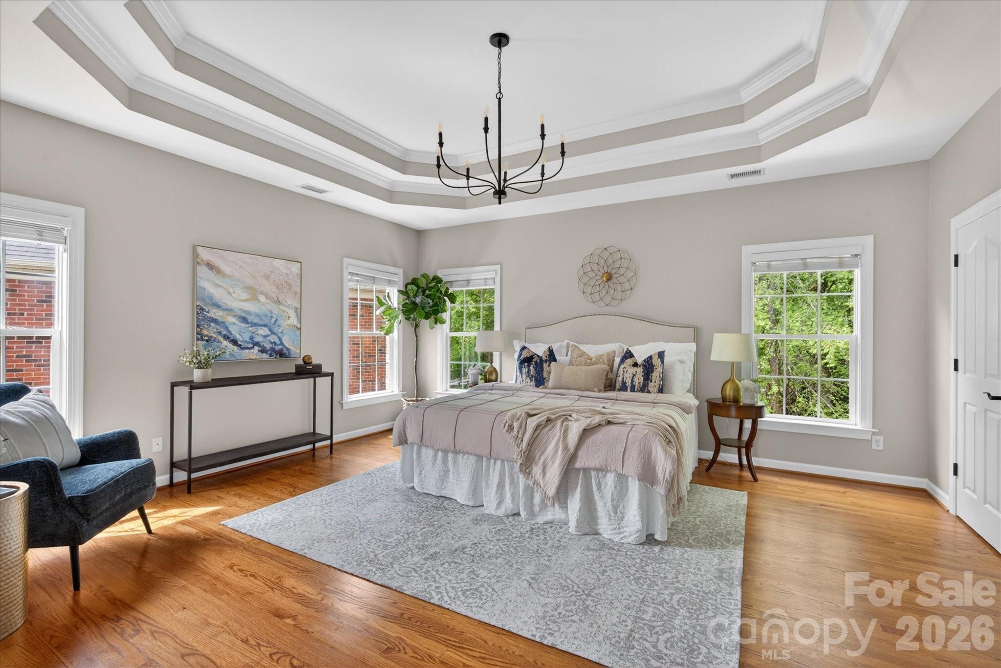 8700 Edgewater Court