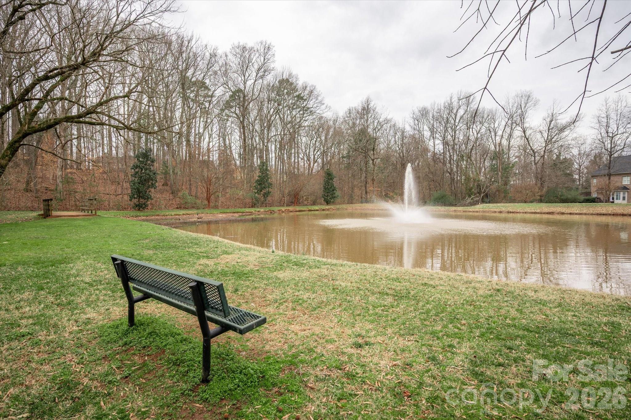 8700 Edgewater Court