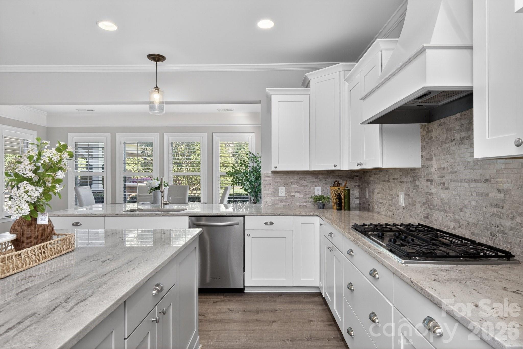 18502 Clavemorr Castle Court