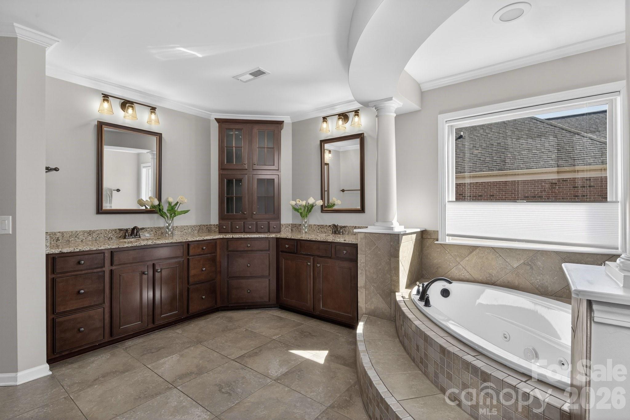 18502 Clavemorr Castle Court