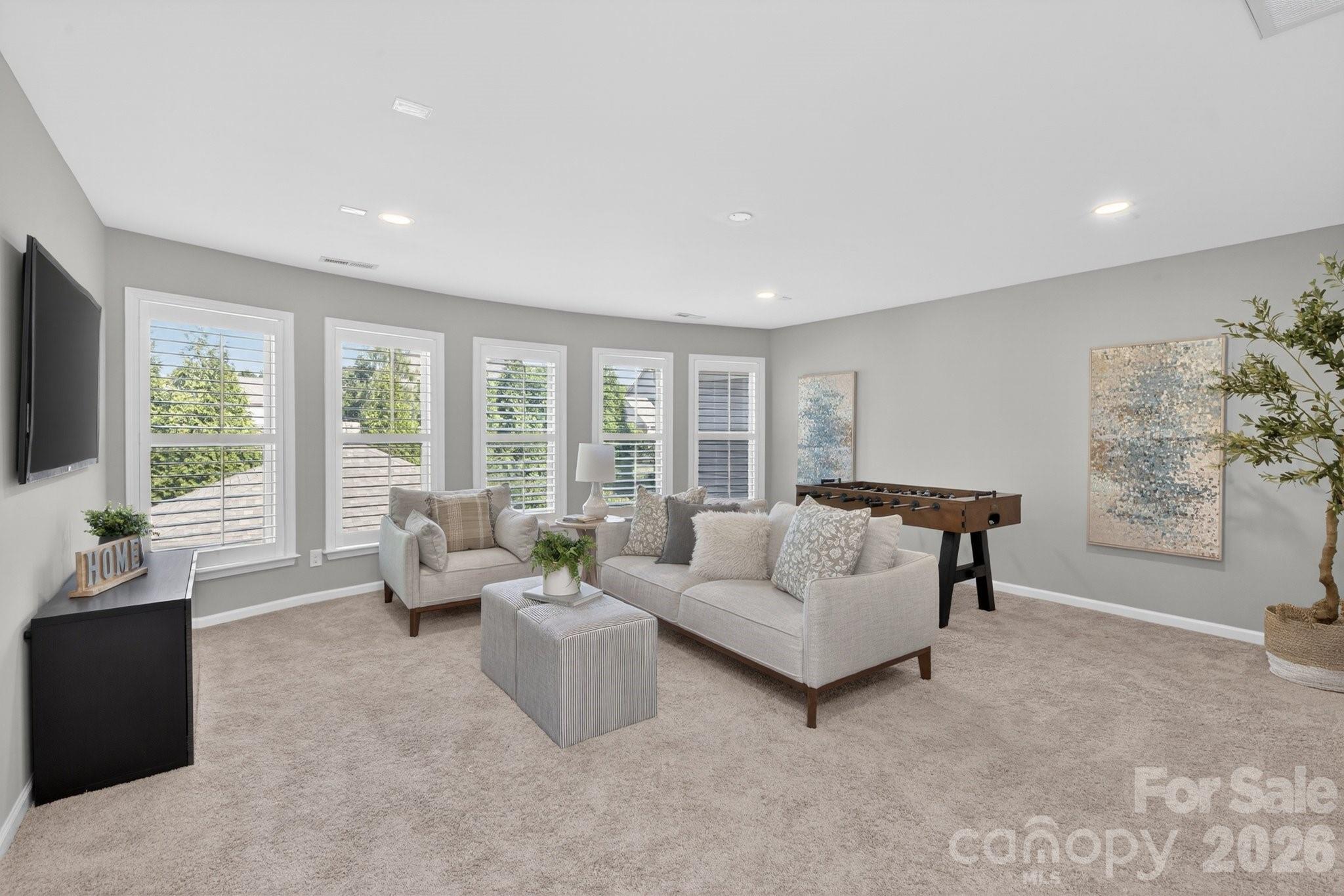 18502 Clavemorr Castle Court