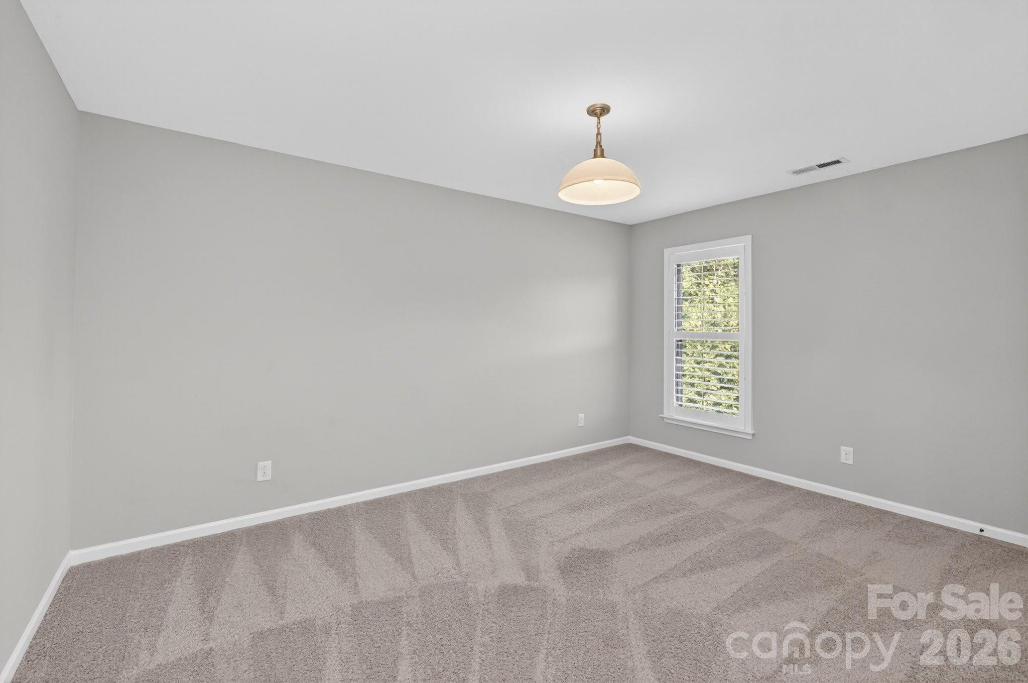 18502 Clavemorr Castle Court