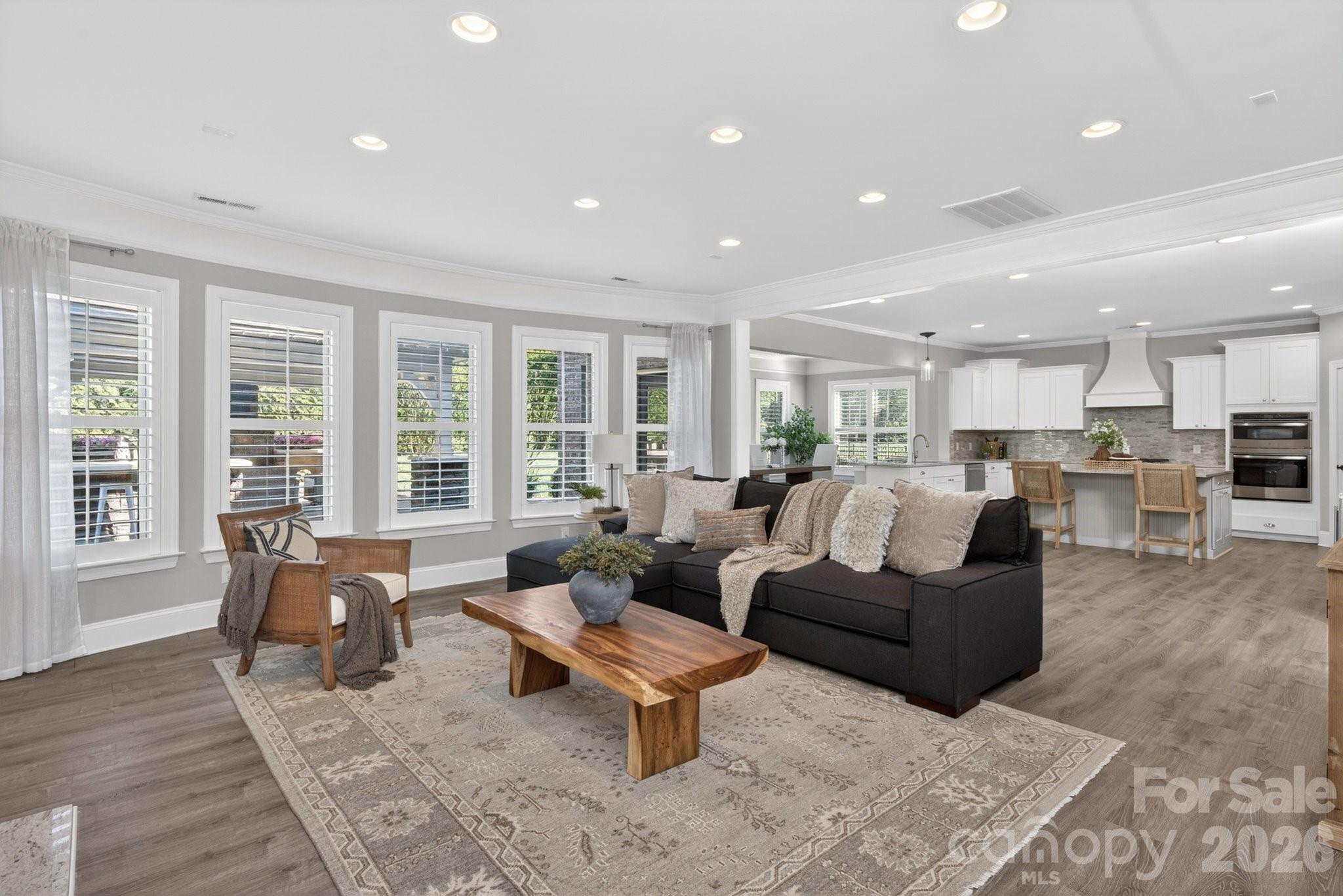 18502 Clavemorr Castle Court