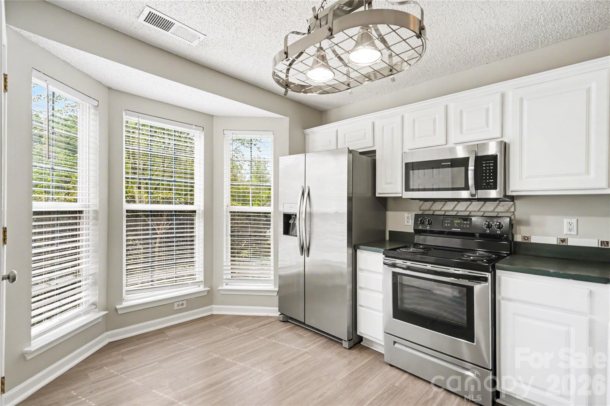 117 N Tanninger Road