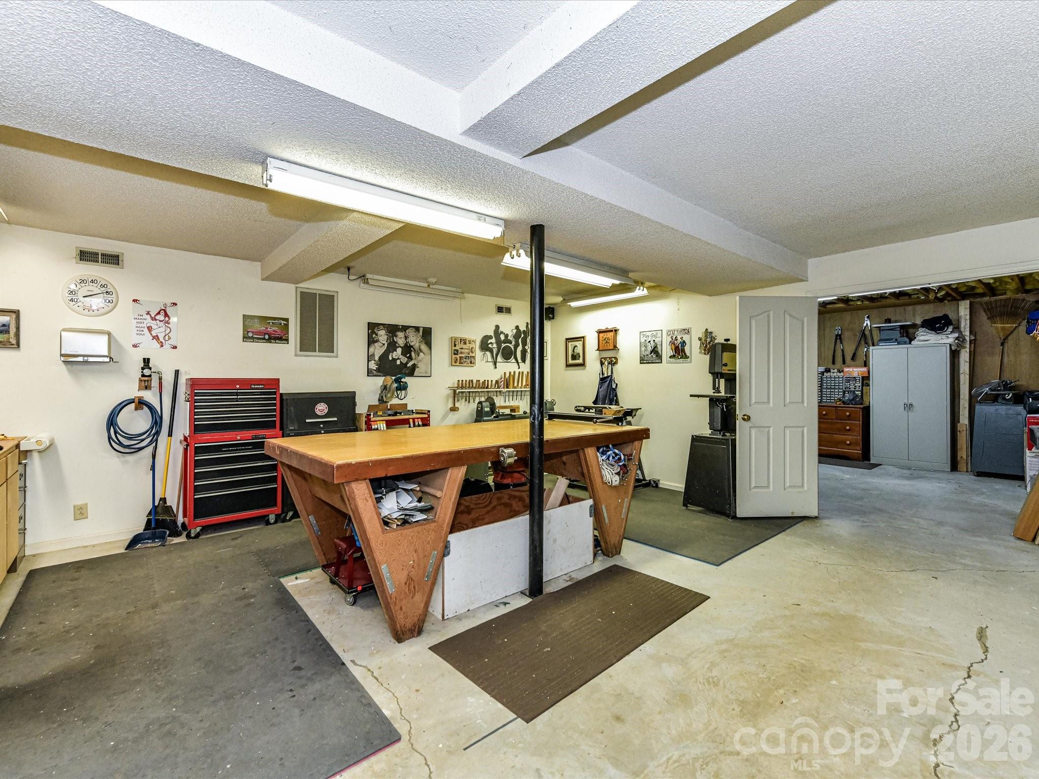 1931 Kilmonack Lane