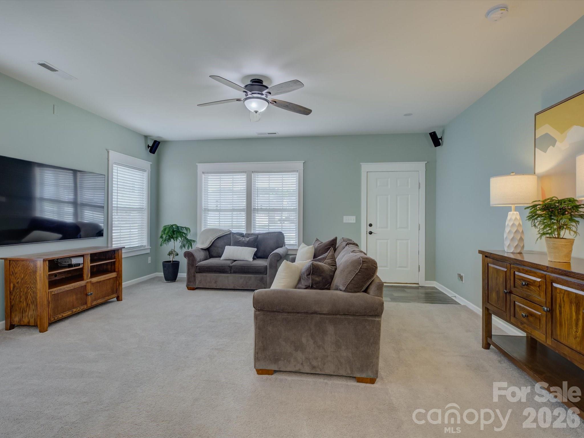 2610 Courtland Drive