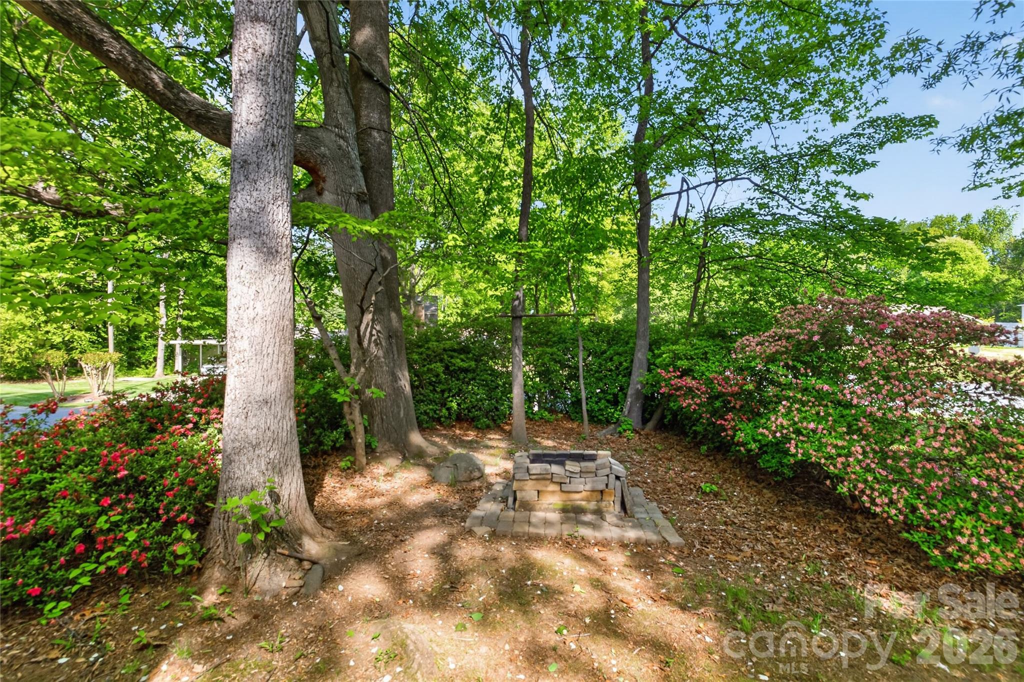 5200 Barrington Drive