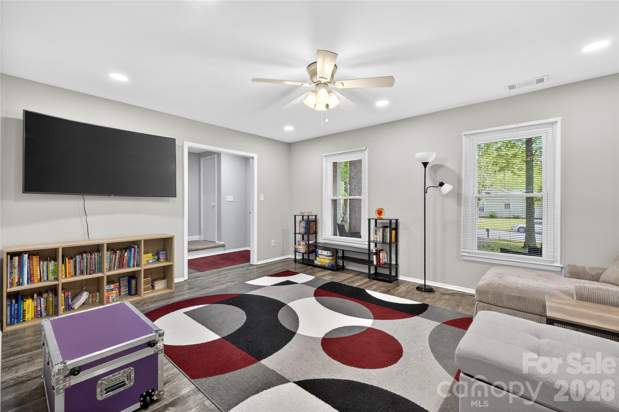 5200 Barrington Drive