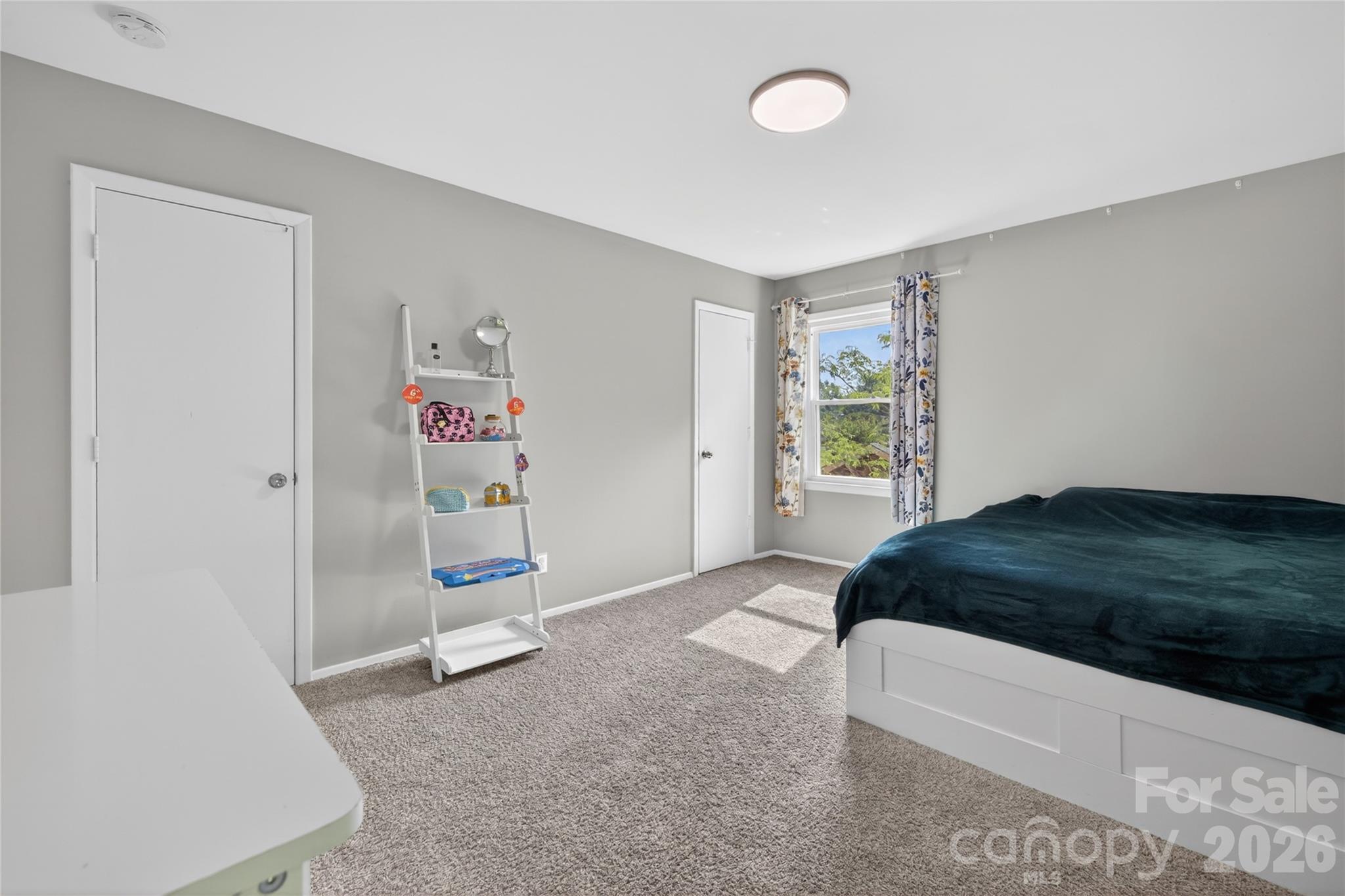 5200 Barrington Drive