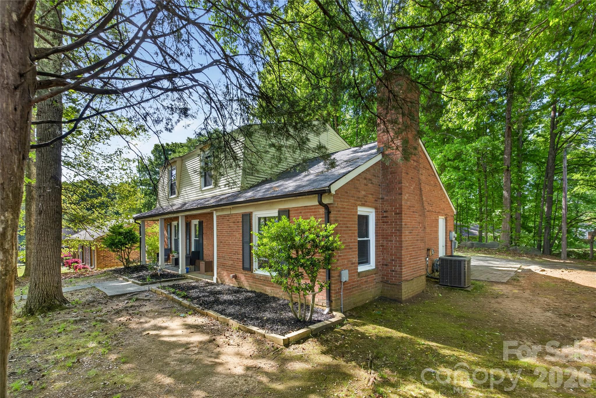 5200 Barrington Drive