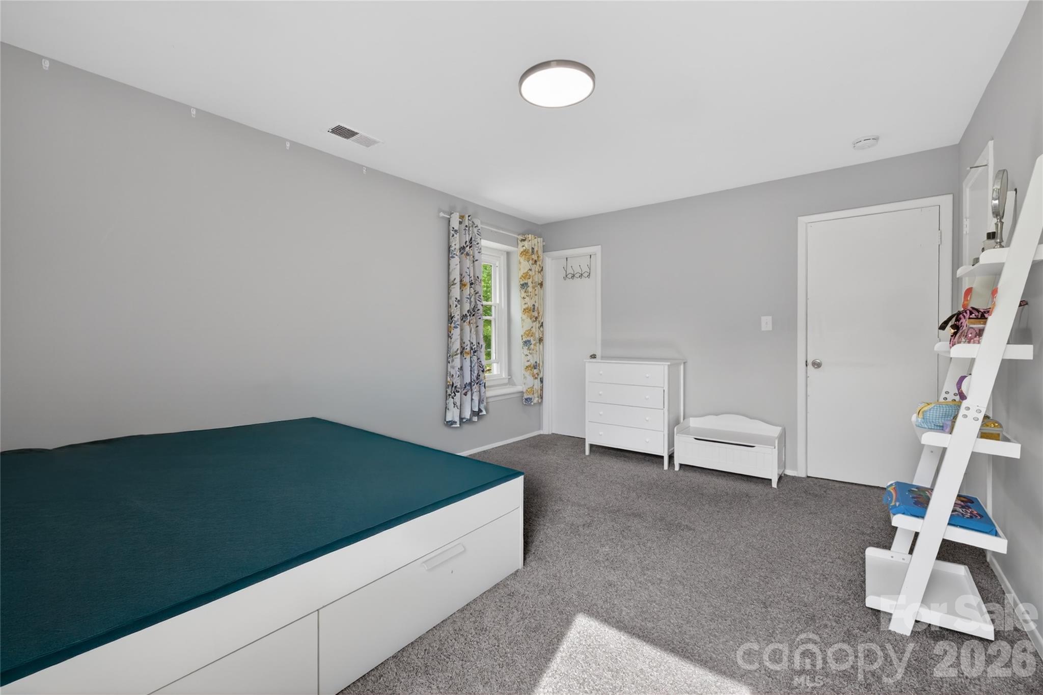 5200 Barrington Drive