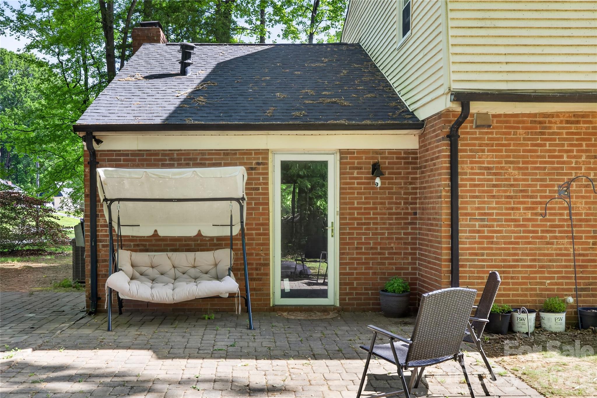 5200 Barrington Drive