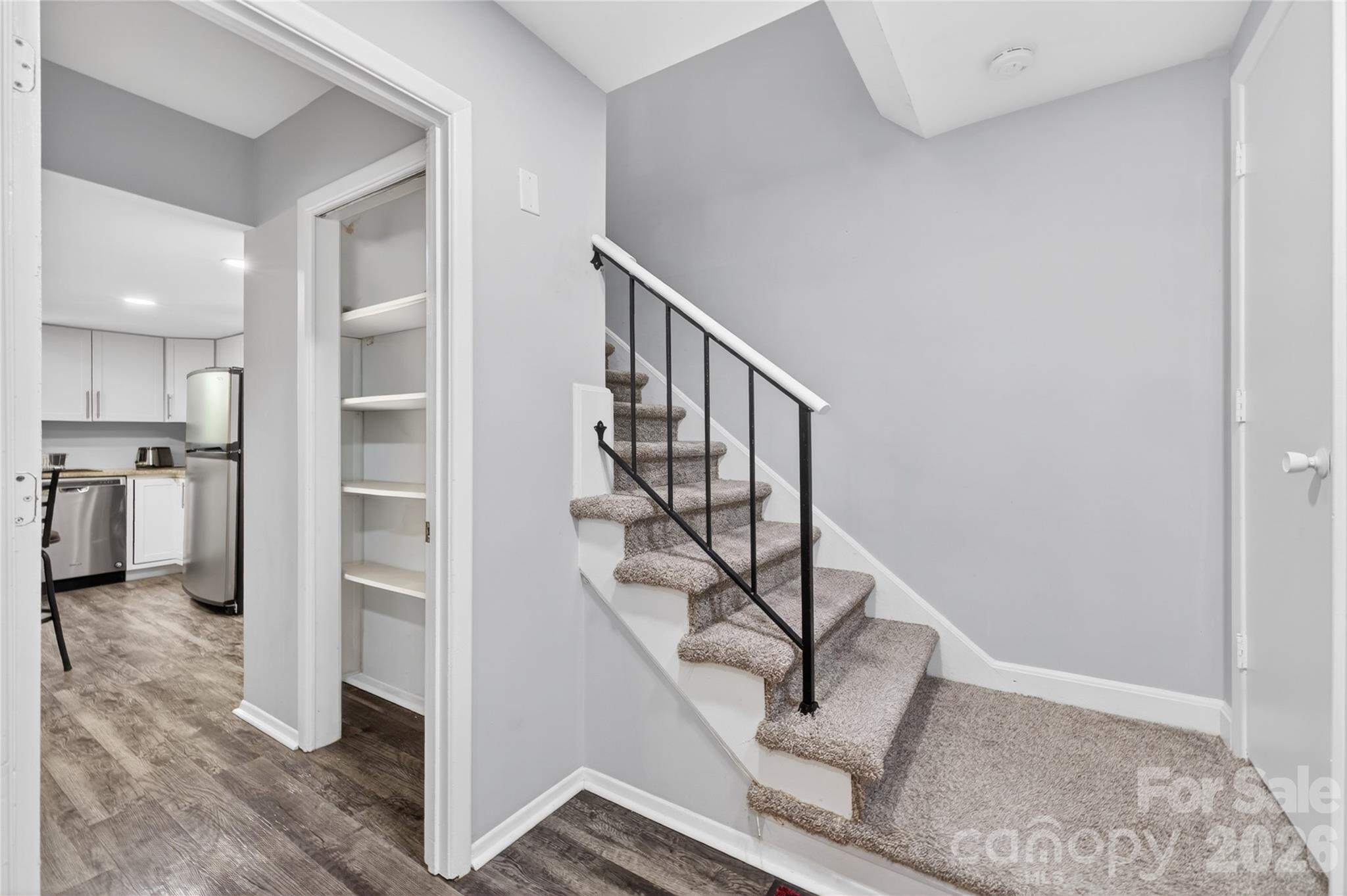 5200 Barrington Drive