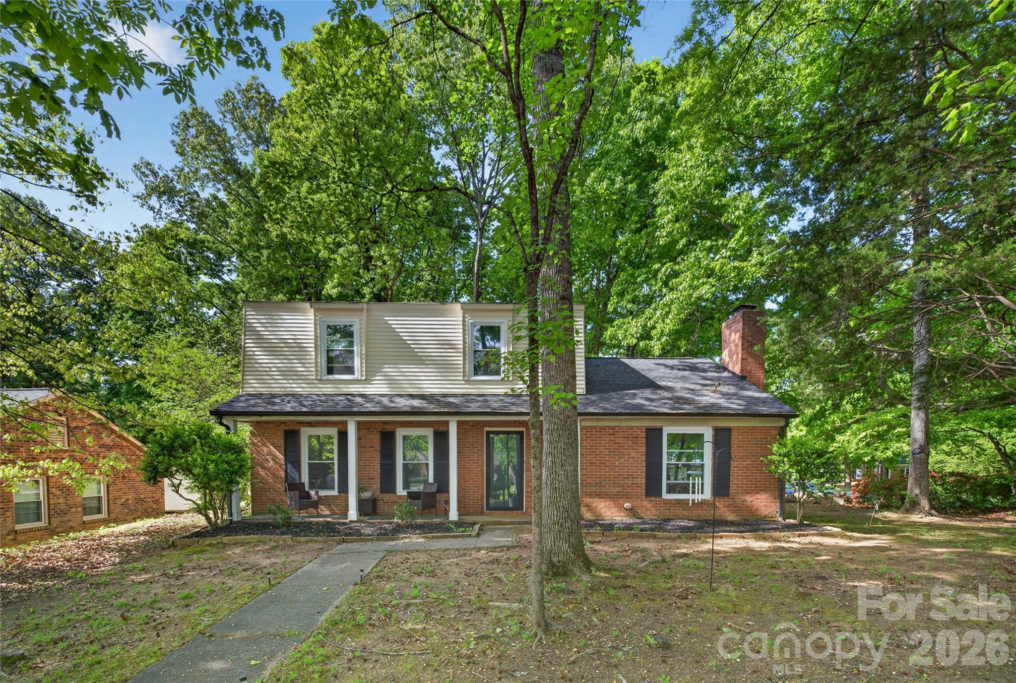 5200 Barrington Drive