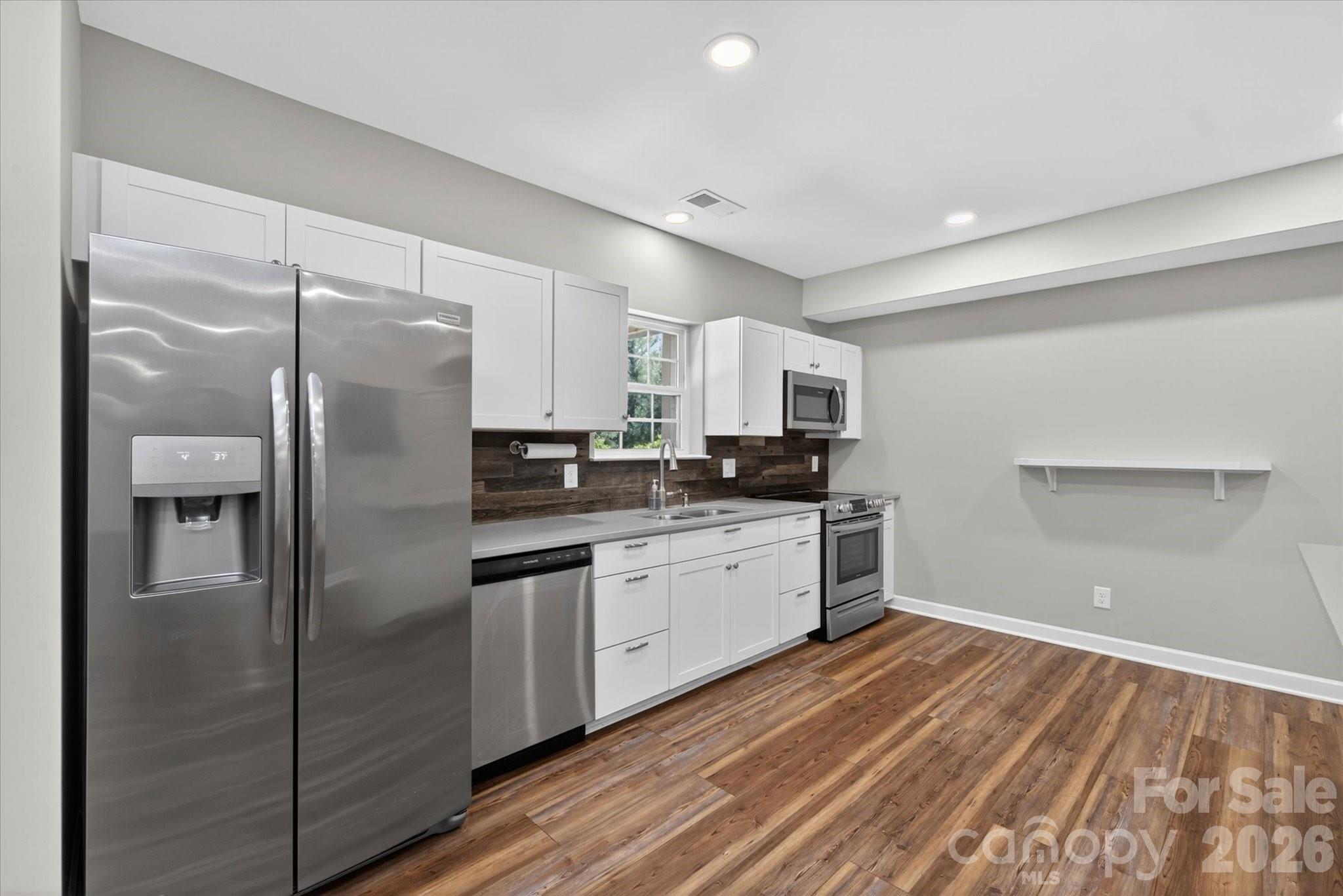 171 Sweet Briar Drive