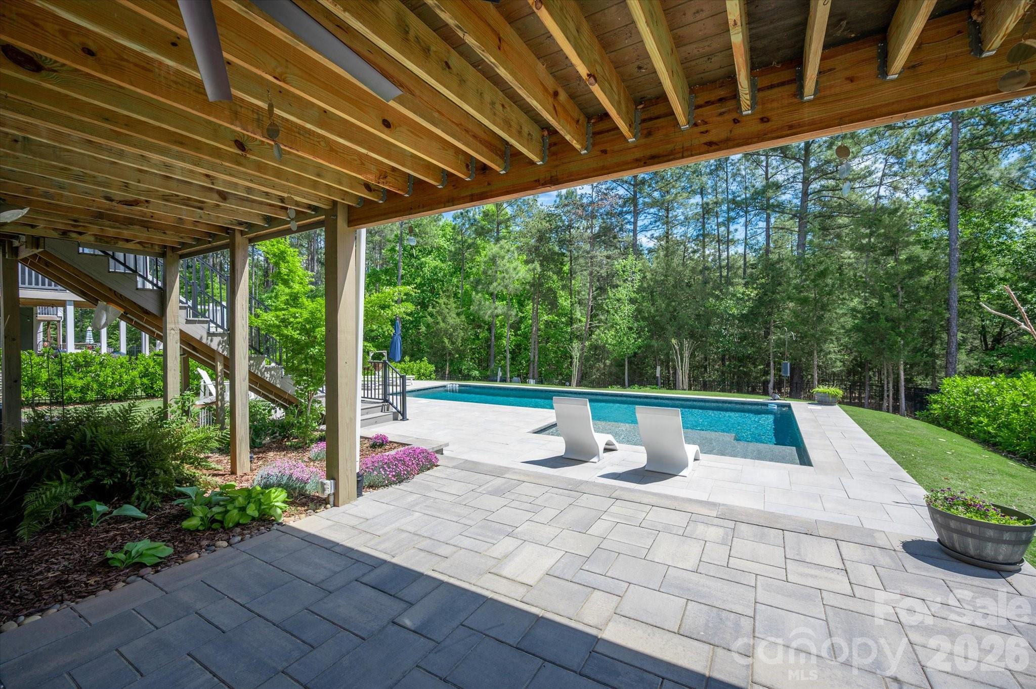 171 Sweet Briar Drive