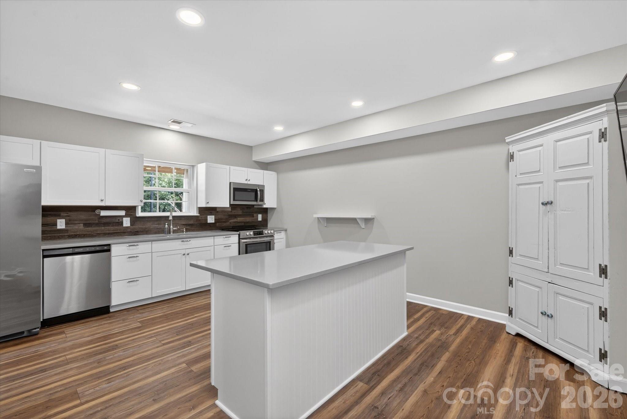 171 Sweet Briar Drive